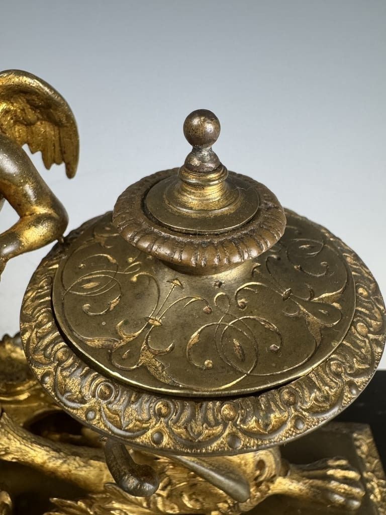 photo vinterior Antique Gilt Bronze & Ebony Inkstand – 19th Century Desk Accessory