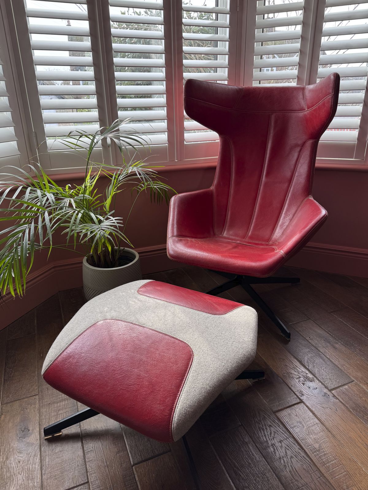 Moroso Alfredo Haberli Take A Line For A Walk Wingback Swivel Lounge Chair + Footstool
