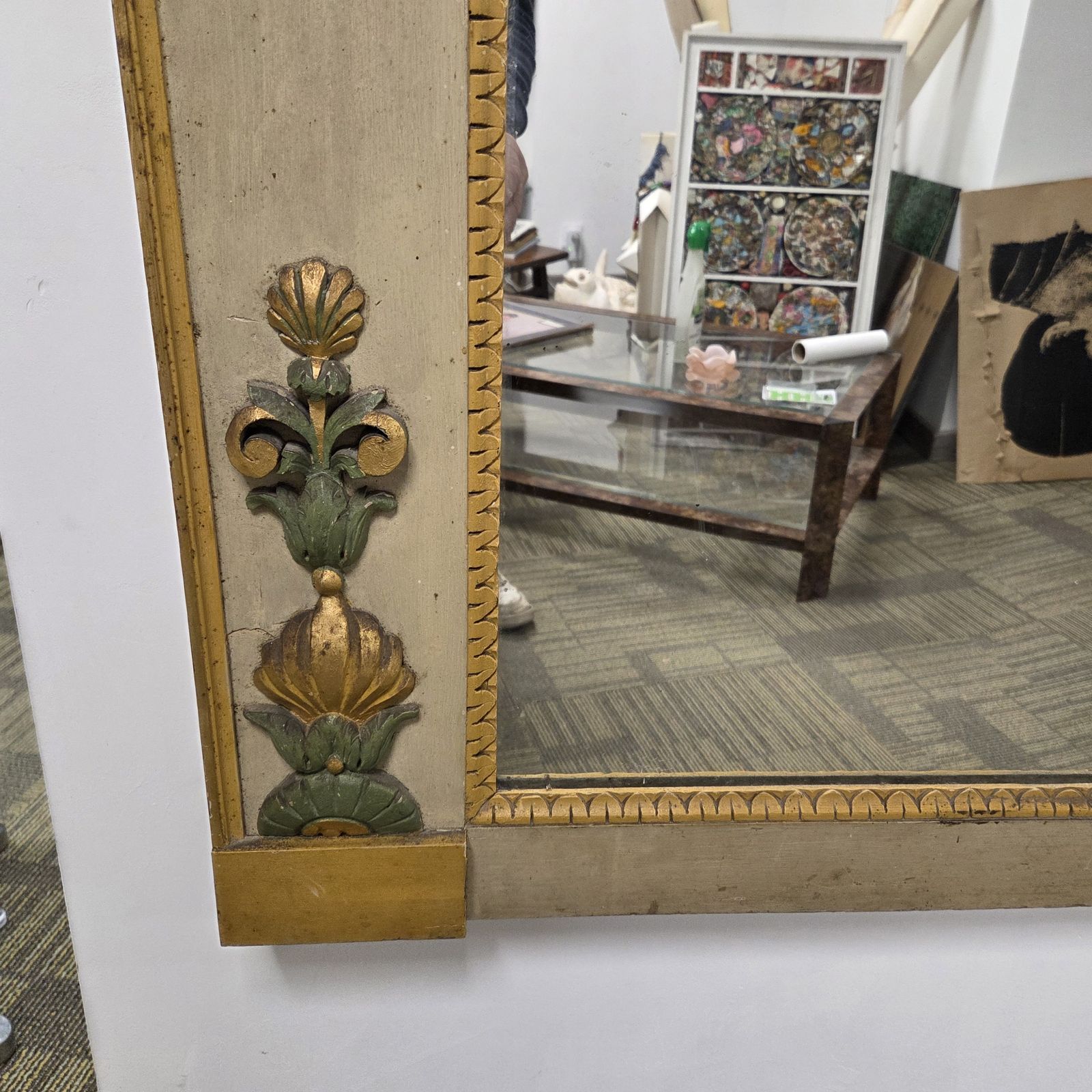 Grand trumeau de style Directoire aux sphinx ailés, bois doré et peint, fin du XIXe siècle photo furniture