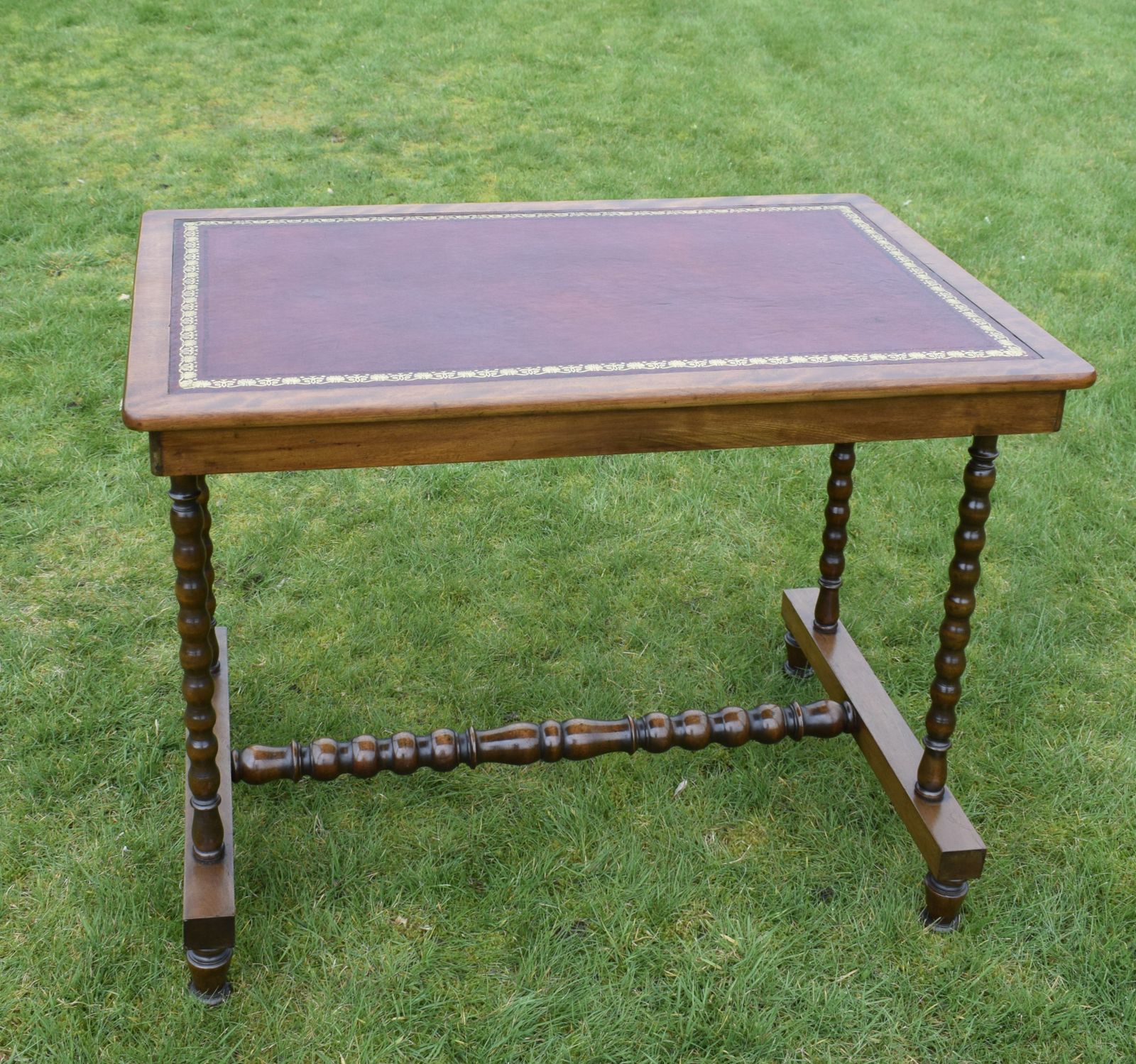 Late Victorian Mahogany Writing Table photo Furniture