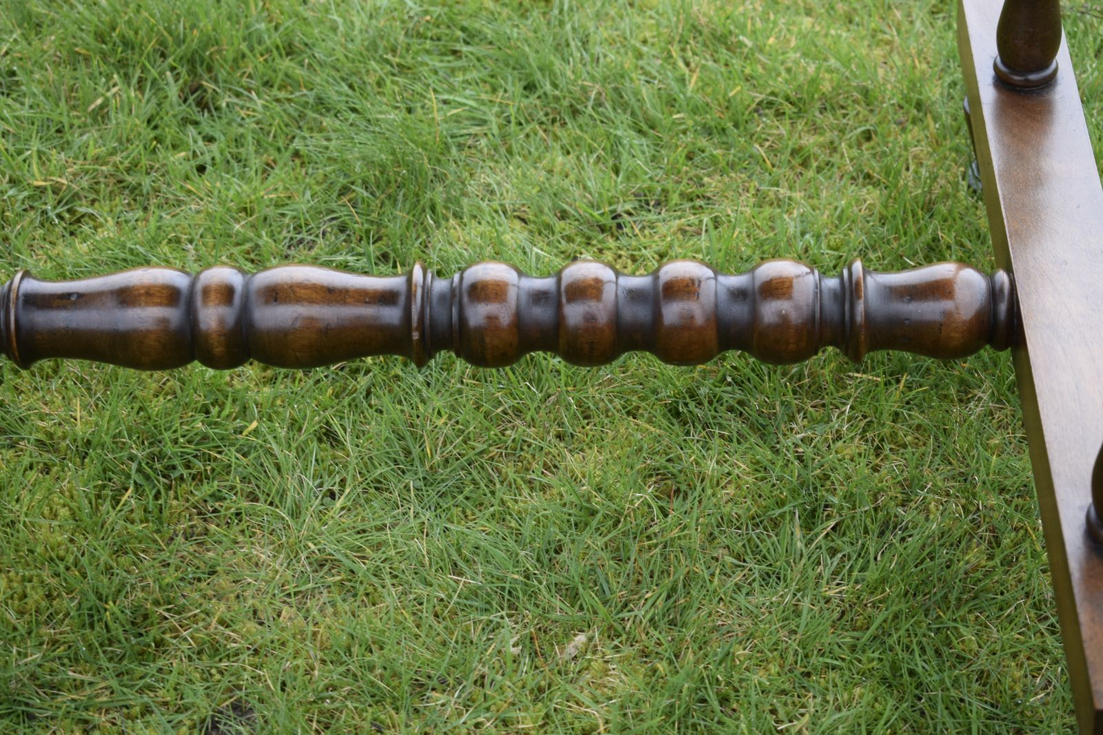 photo vintage Late Victorian Mahogany Writing Table