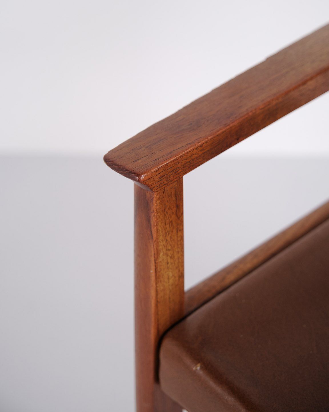 Armchair   Teak Wood   Brown Leather   1960s photo vinterior