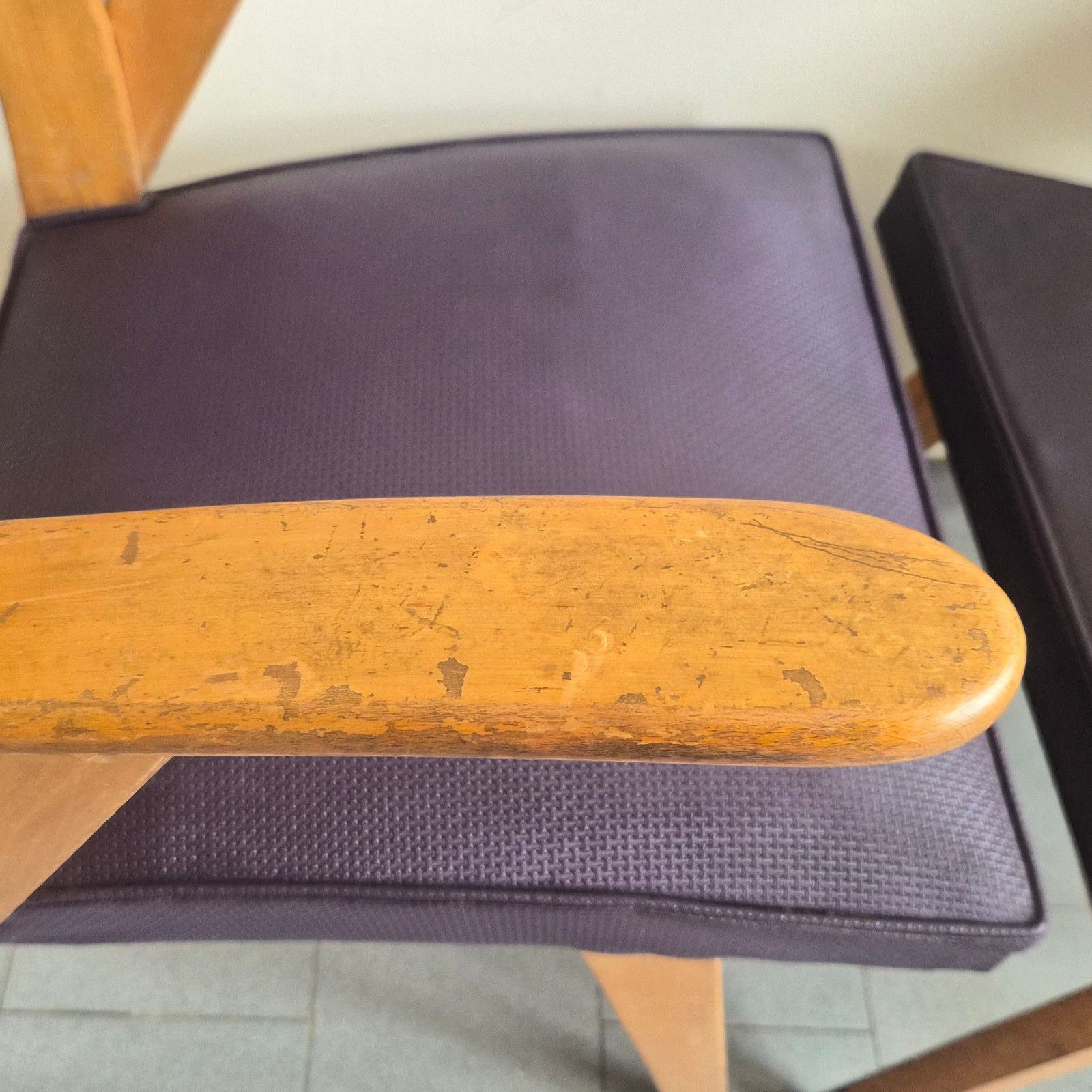 photo vintage Pair Of Vintage 1950s Bridge Armchairs And Hetre Feet Compass 50s Rockabilly