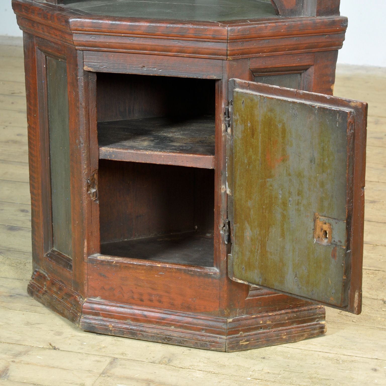 Swedish Farmhouse Corner Cabinet, 1817 photo buy