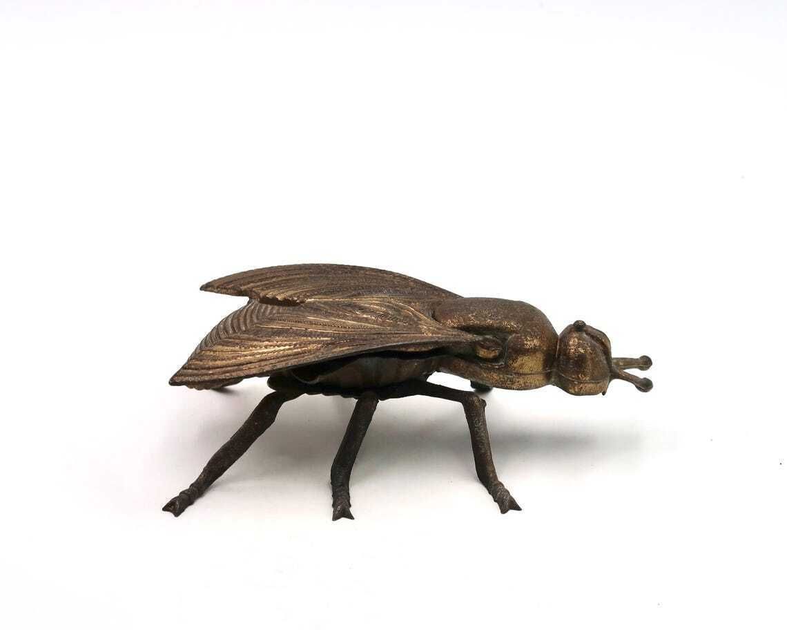 Franse Vliegenasbak Jaren 1950 / Sculptuur Dier Insect Woondecoratie Kabinet Der Curiositeiten Sieradendoos photo Woonaccessoires