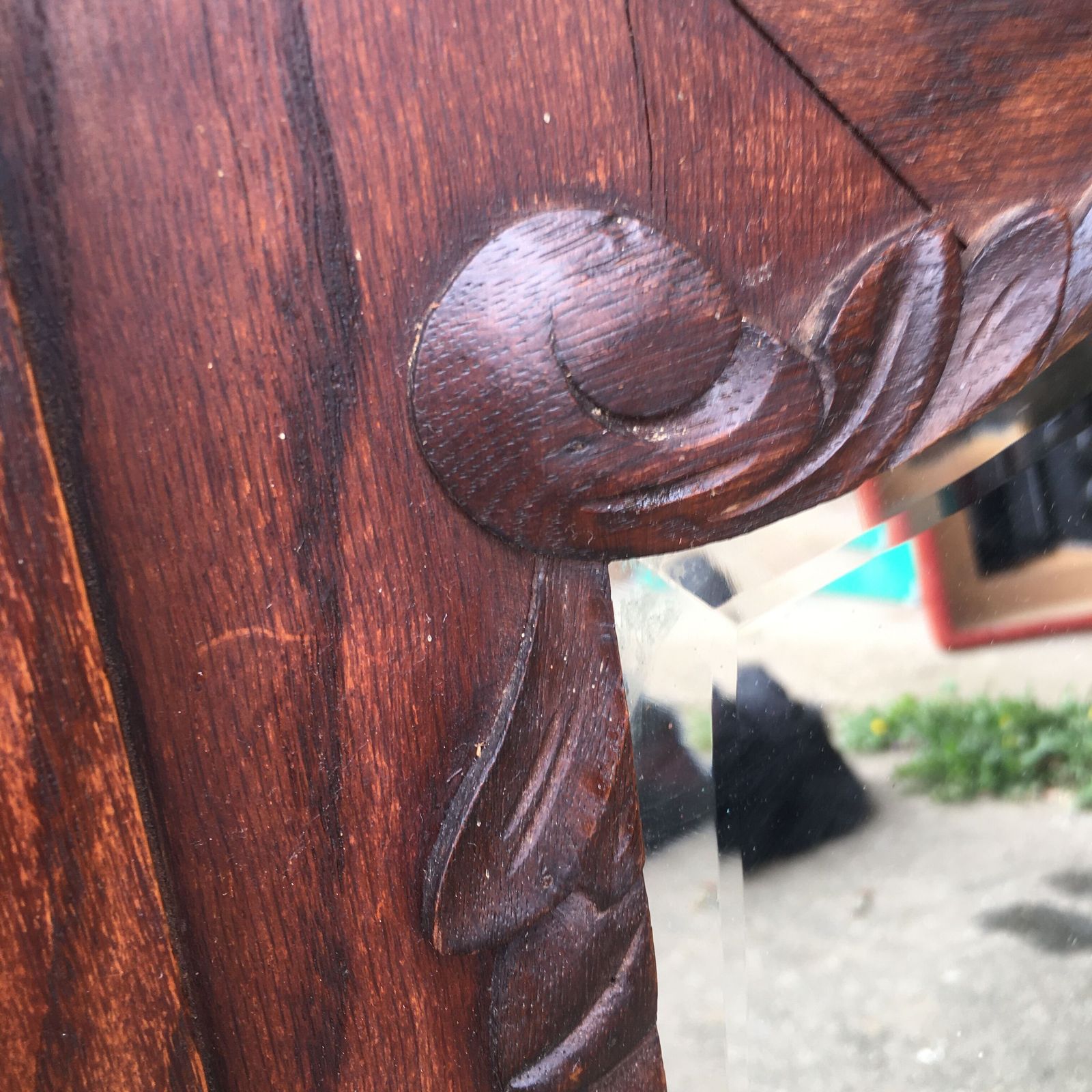 Houten Spiegel Met Geslepen Rand photo Woonaccessoires