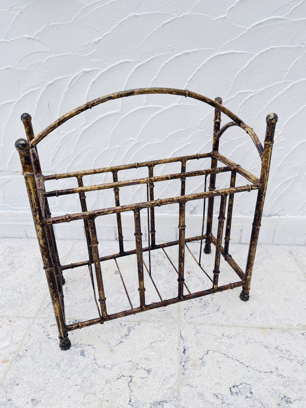 Art Deco Metalen Tijdschriftenrek photo furniture