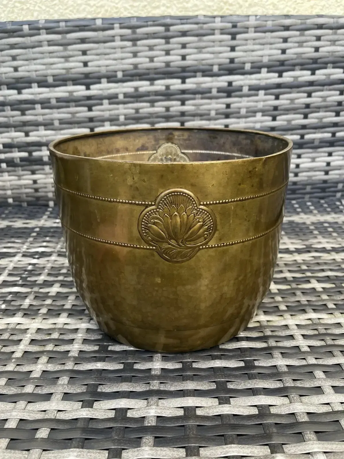 Antique Art Nouveau Lotus Flower Planished Brass Jardiniere Planter Plant Pot photo vintage
