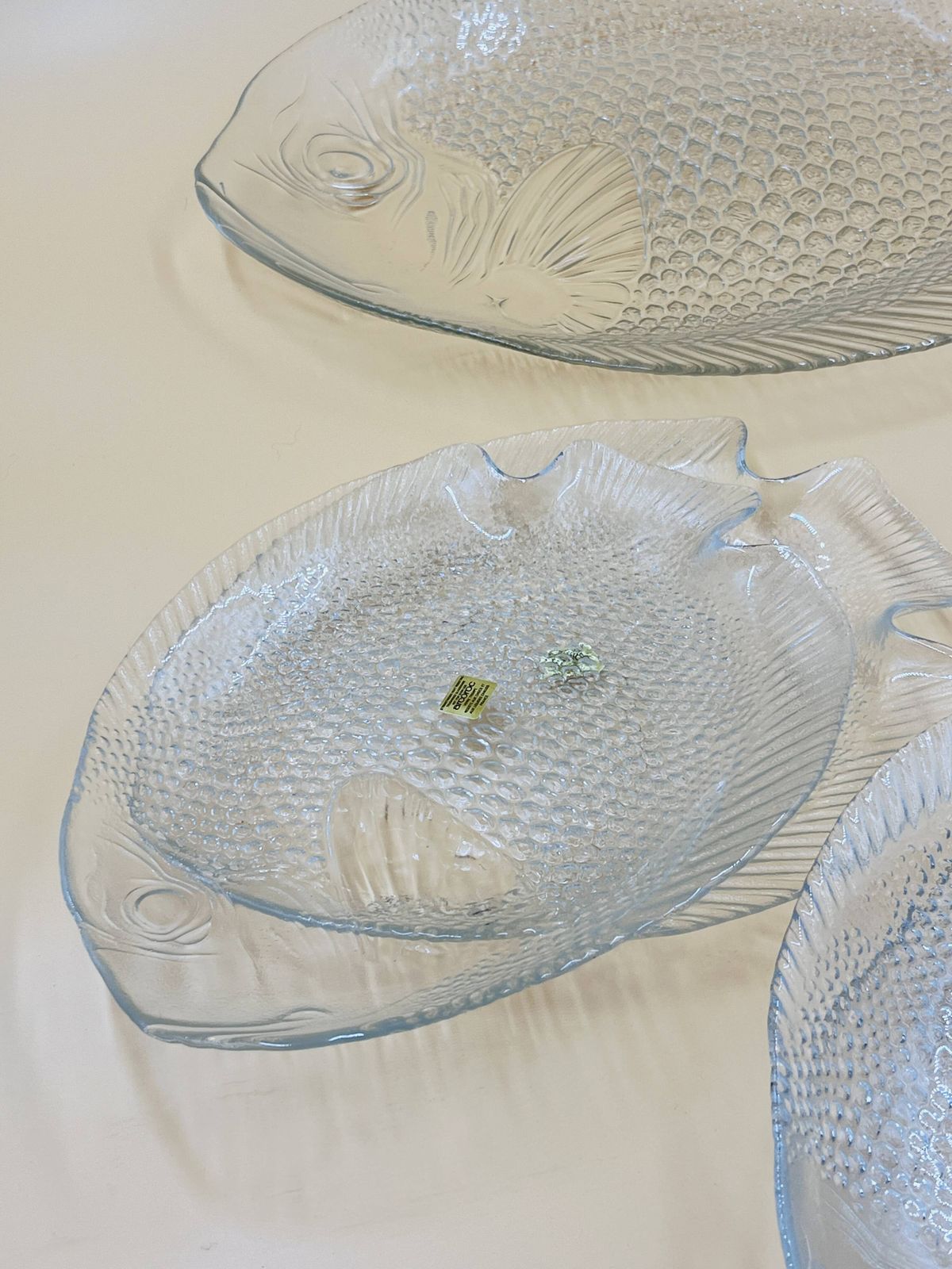 Arcoroc Glass Fish Service – 1 Dish + 6 Plates photo for sale