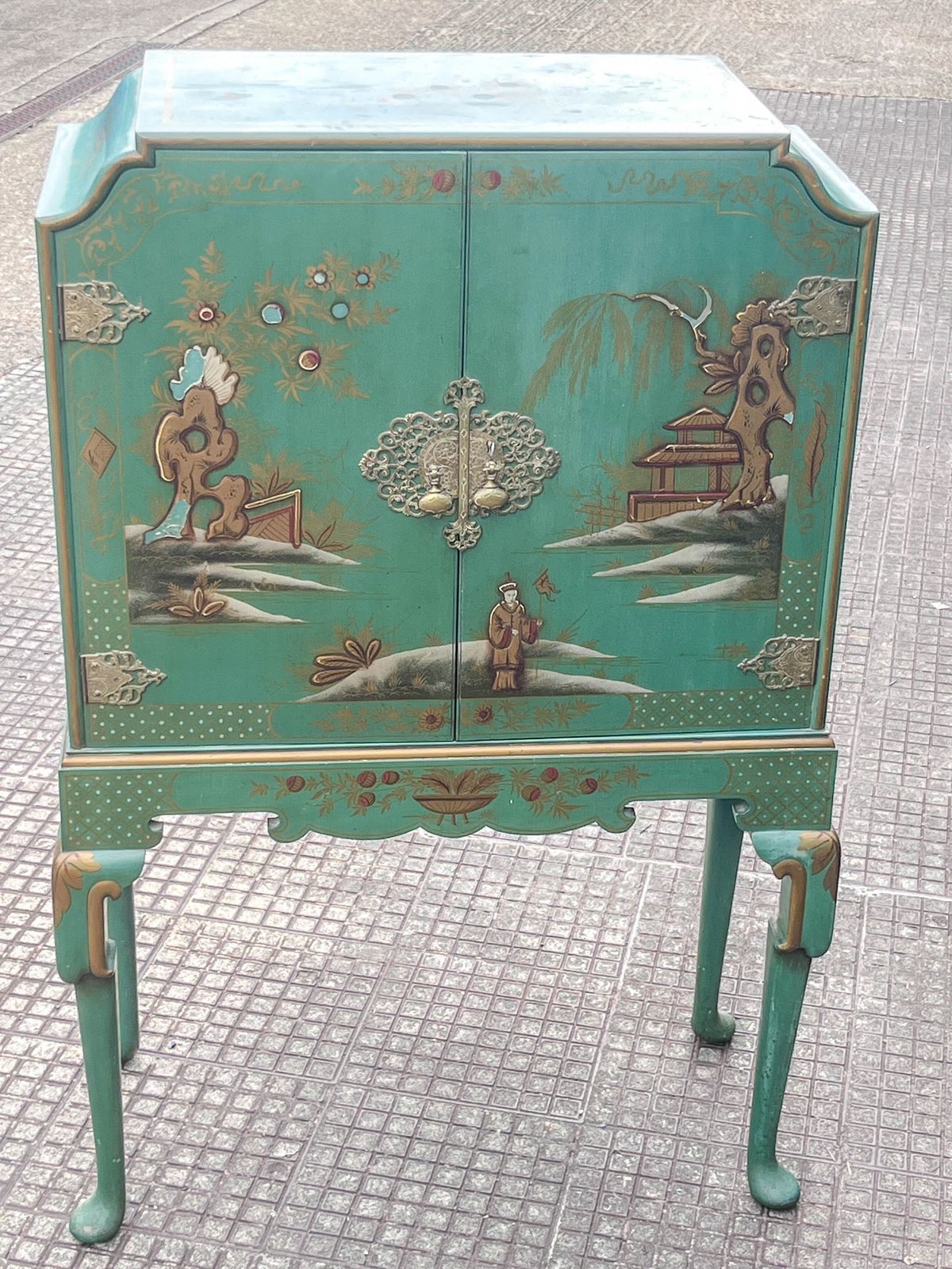 Chinoiserie/Japanned Cabinet Retailed By Kean & Scott Ltd, Birmingham, English, Circa 1930s–1950s. photo buy