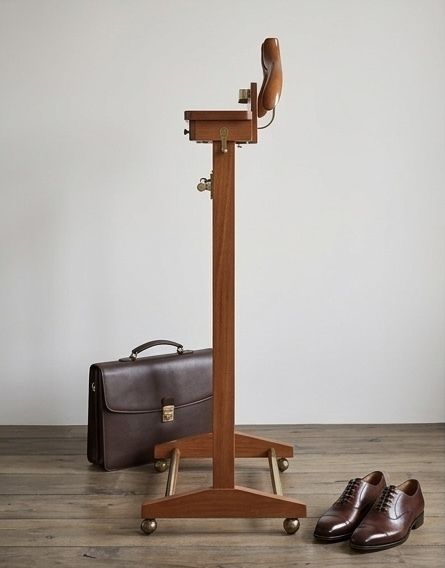 1950s Fratelli Reguitti Italian Mid Century Valet Stand   Double Drawer Model photo for sale