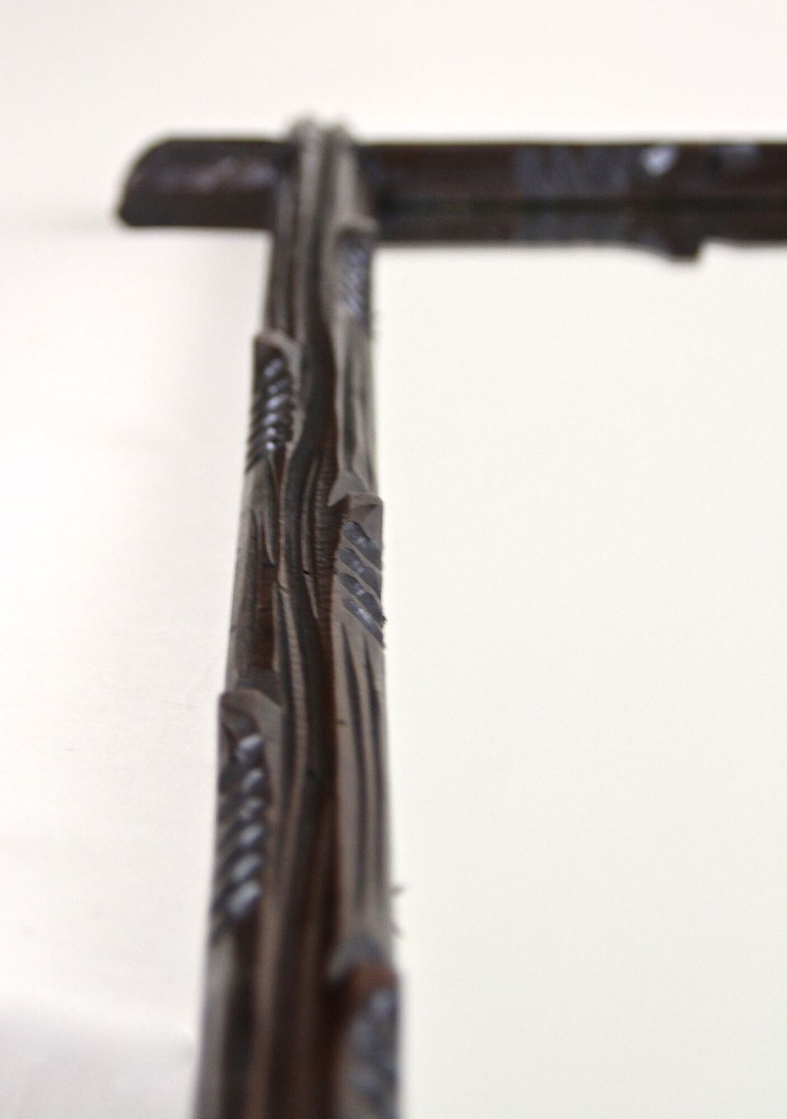 photo vintage 19th Century Rsutic Black Forest Mirror Basswood Hand Carved, At Circa 1890