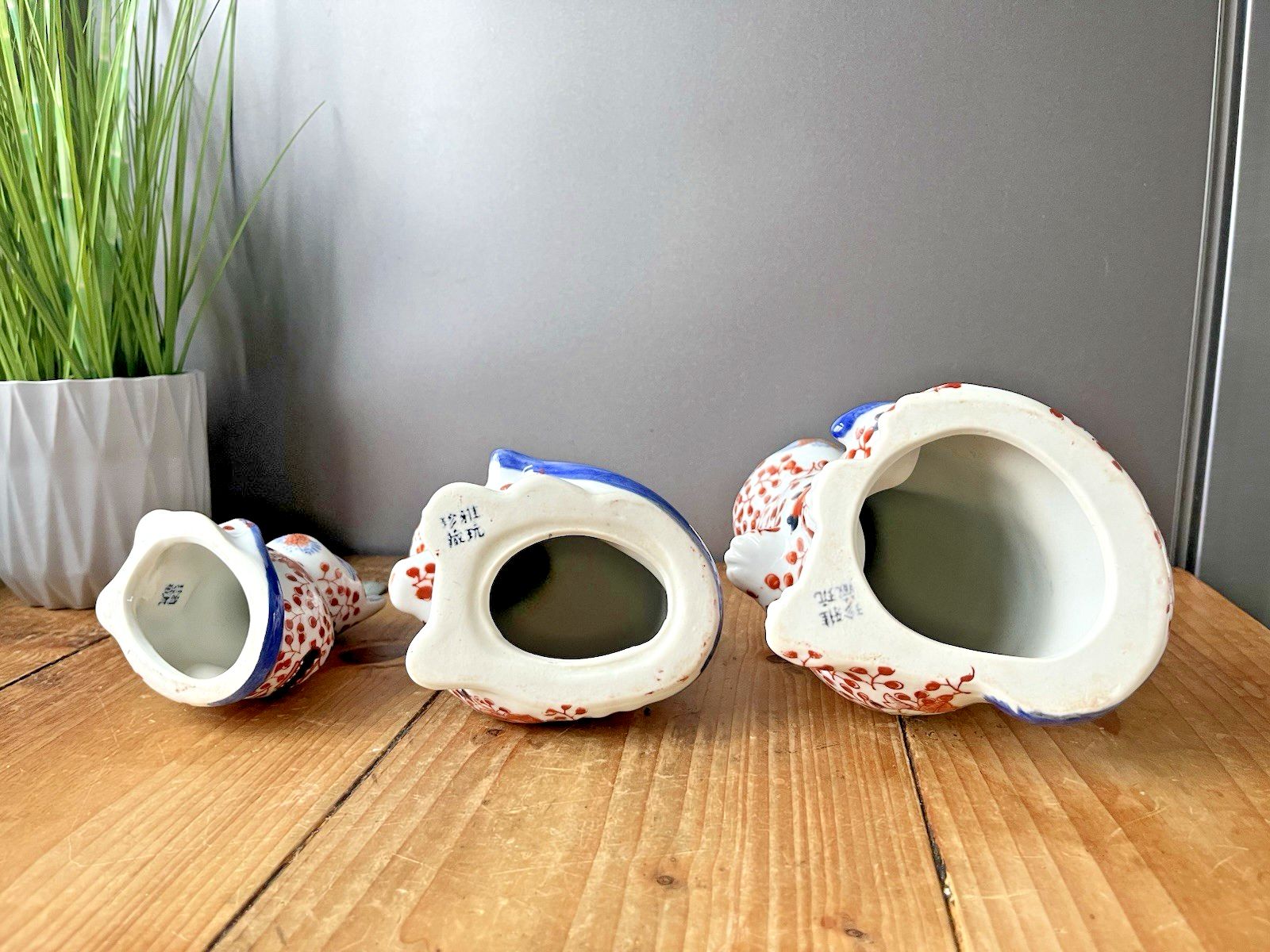 Graduated Set Of 3 1950's Japanese Imari Zhenya Zangwan Mantel Cat Ornaments photo 150.0