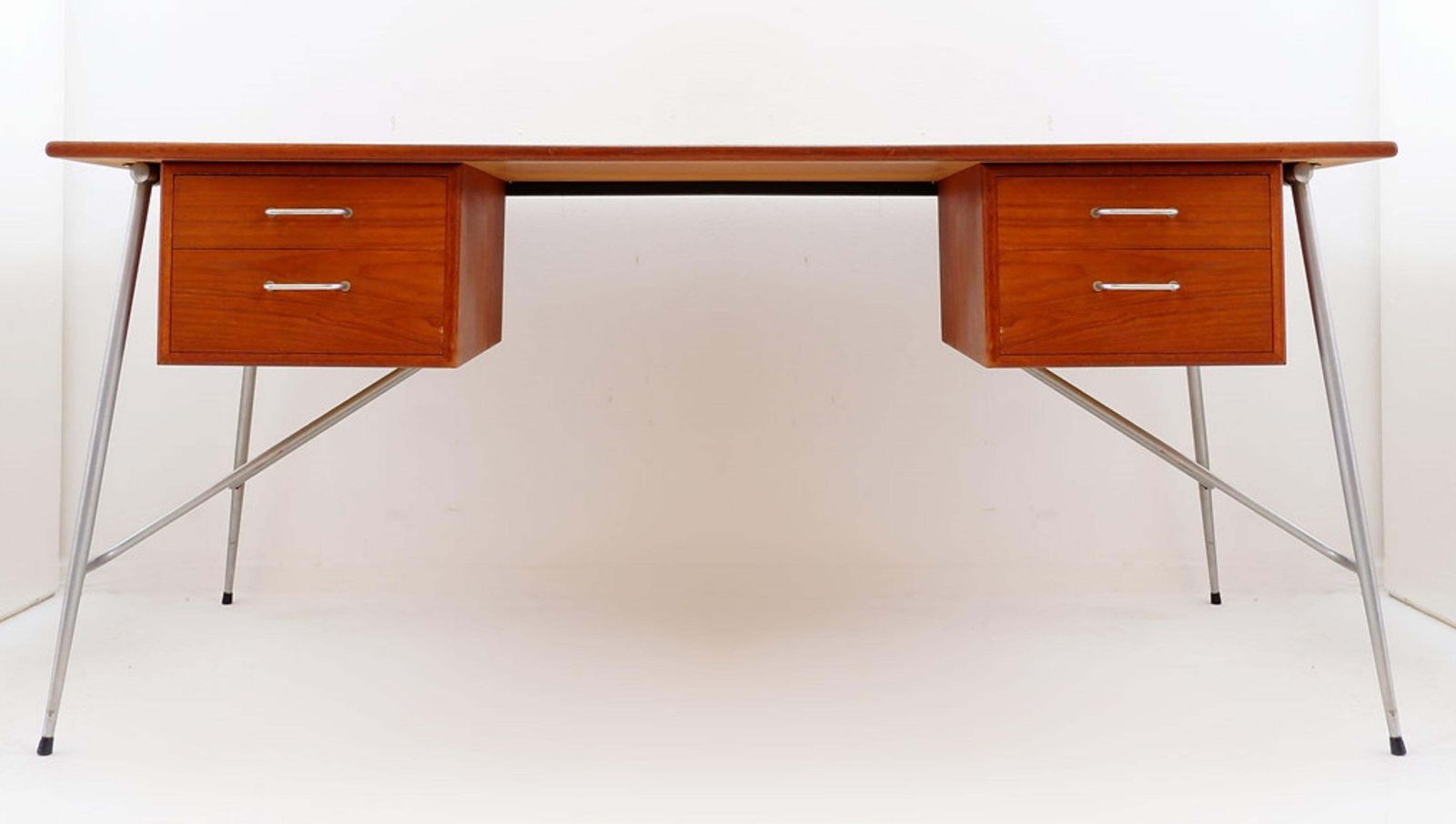 5509.0 Teak Desk Model 202 By Børge Mogensen, Denmark, 1953 photo