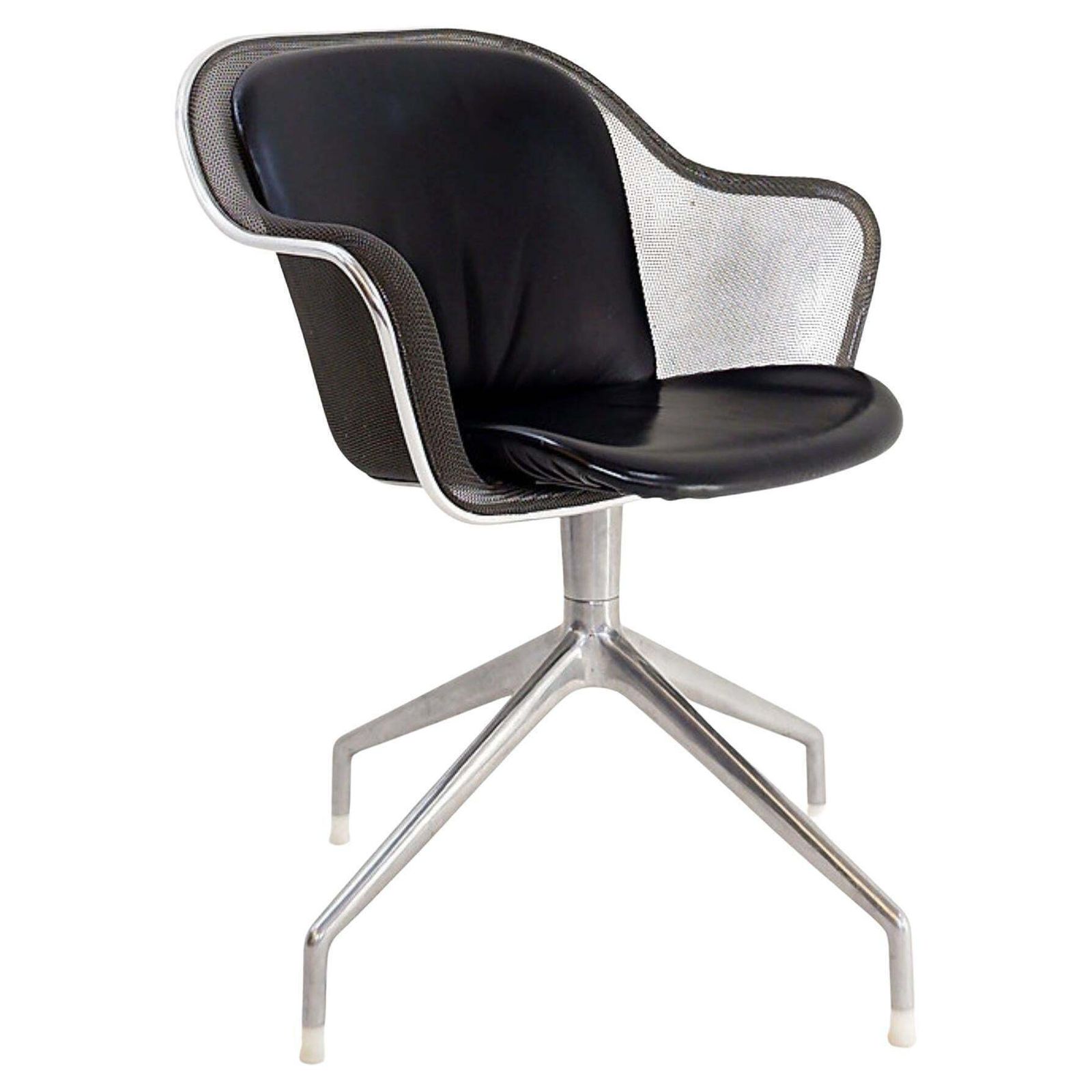 Italian Vintage "Iuta" Swivel Armchair By Antonio Citterio For B&B Italia
