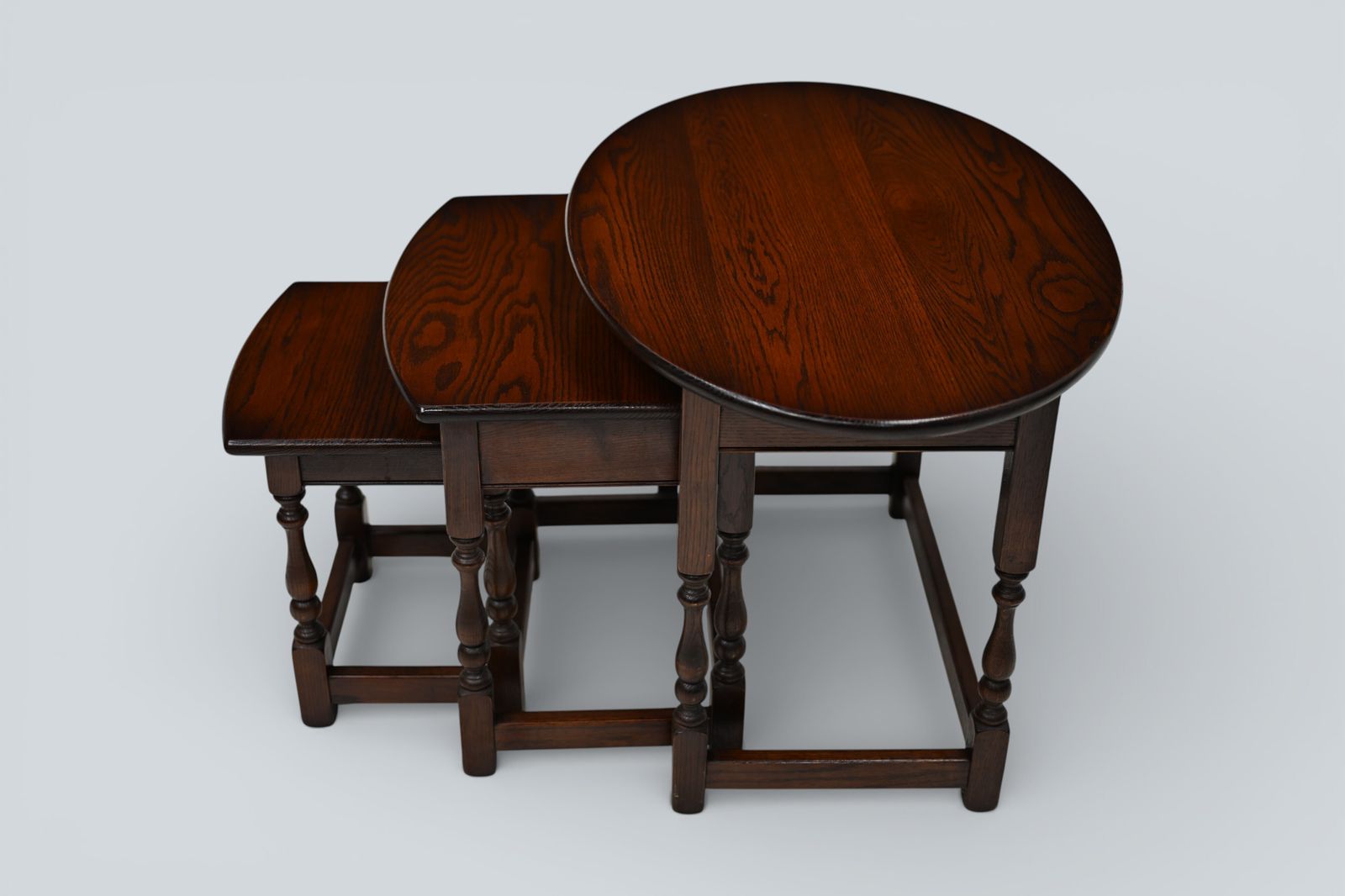 Old Charm Oval Nest Of Tables In Tudor Brown Model 1990 Good Free Uk Delivery photo Furniture