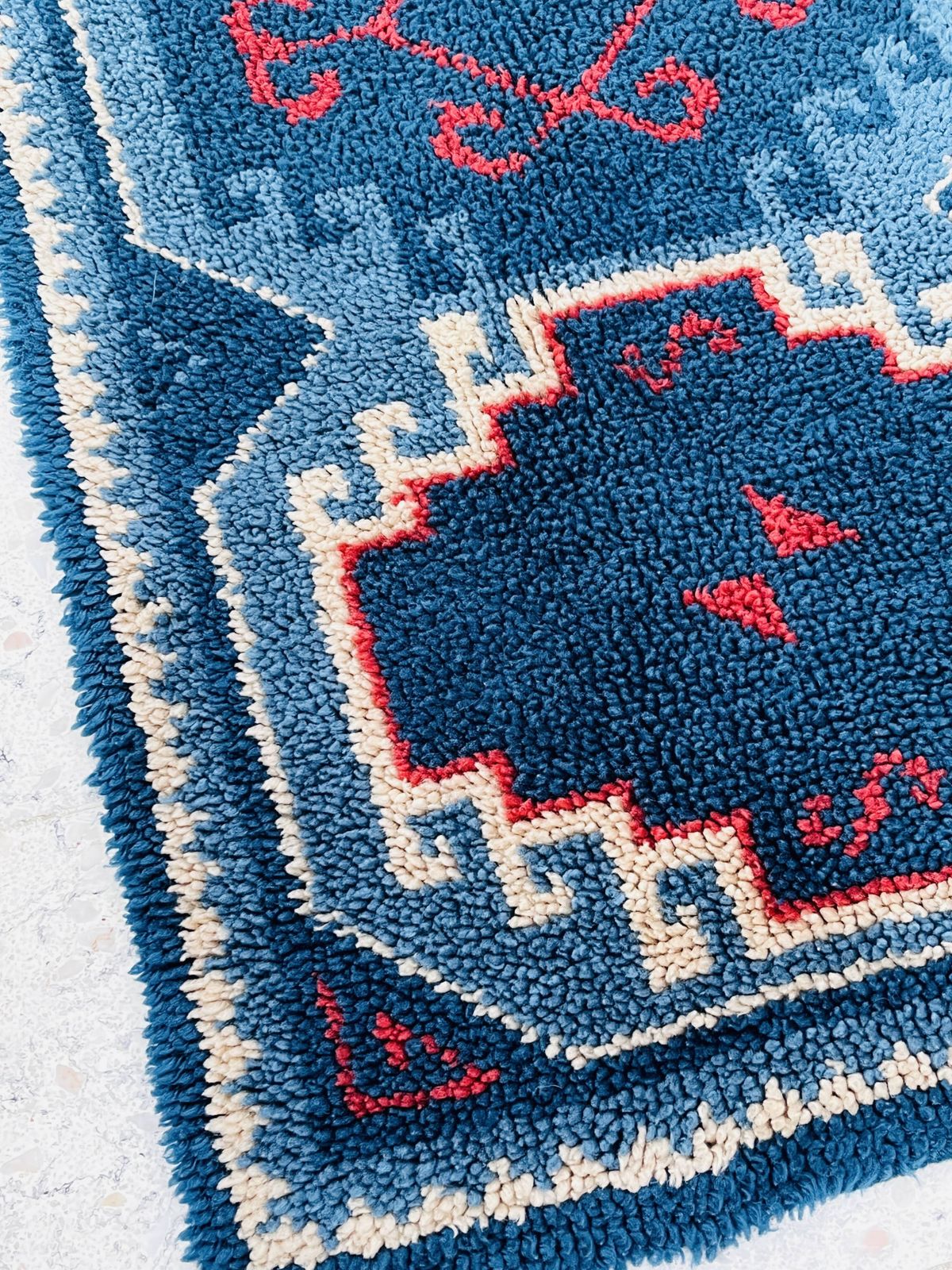 146.0 Vintage Blauw Vloerkleed photo