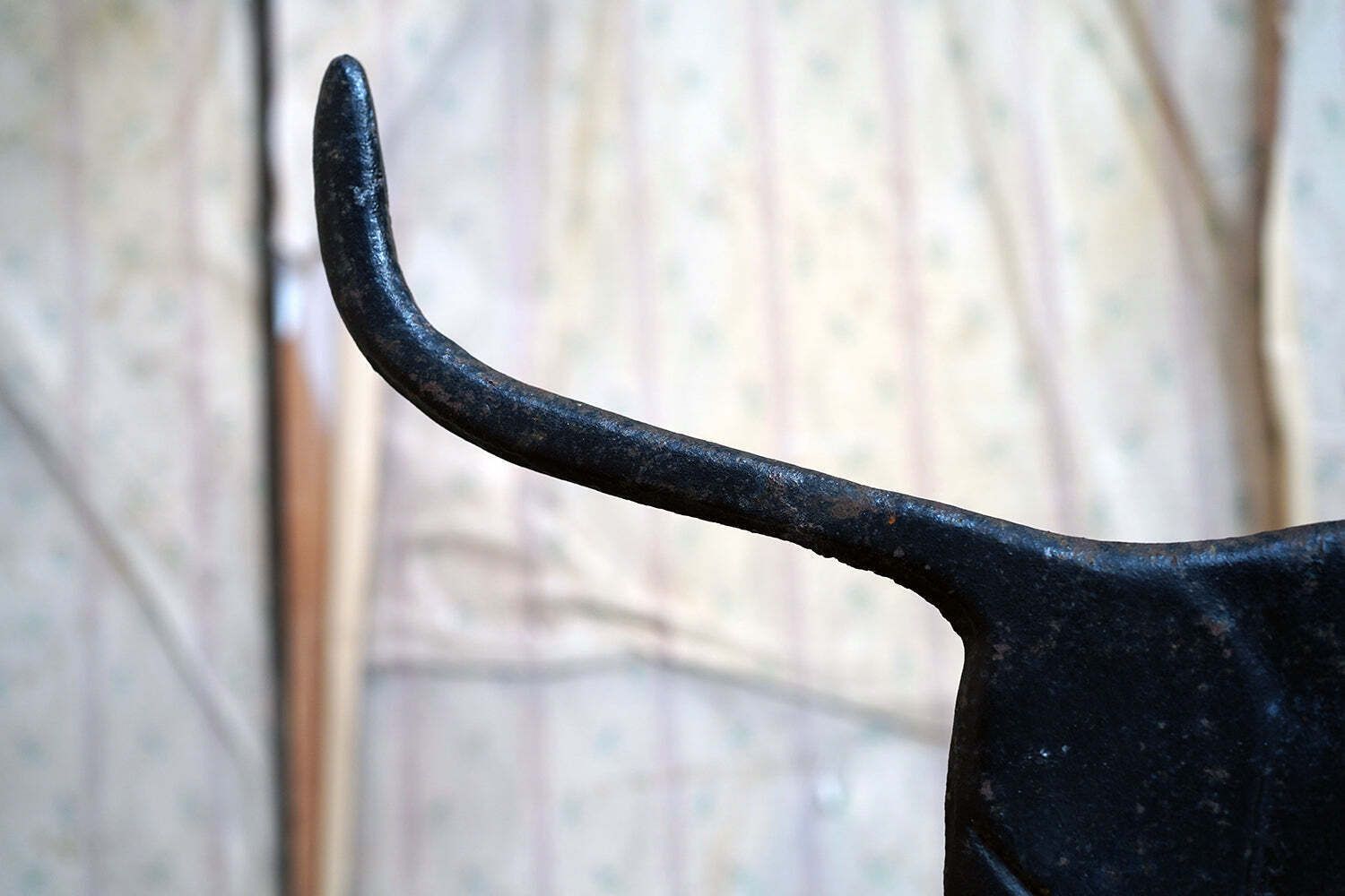 An Early 20thc American Folk Art Painted Cast Iron Boot Scraper Formed As A Cat C.1920 photo Art