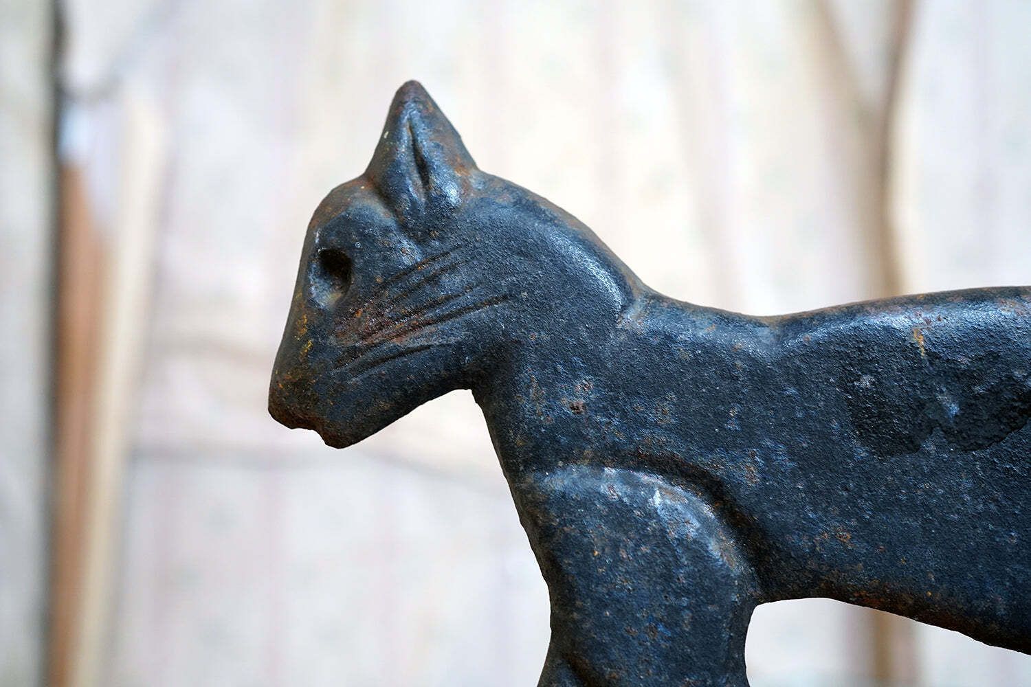 photo vinterior An Early 20thc American Folk Art Painted Cast Iron Boot Scraper Formed As A Cat C.1920