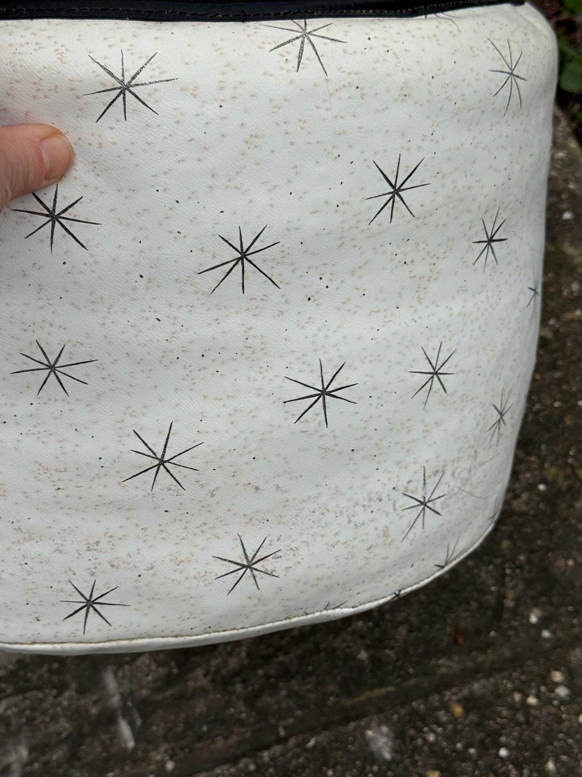photo vinterior Vintage Mid Century Atomic Starburst Vinyl Pouffe Ottoman Retro Space Age Footstool