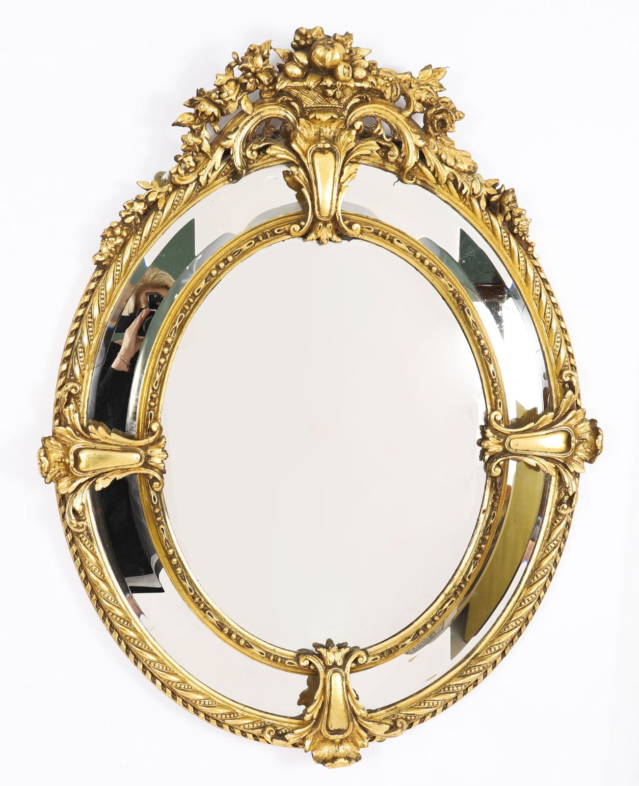 photo furniture Victorian Giltwood Oval Mirror 19th C 123x96cm