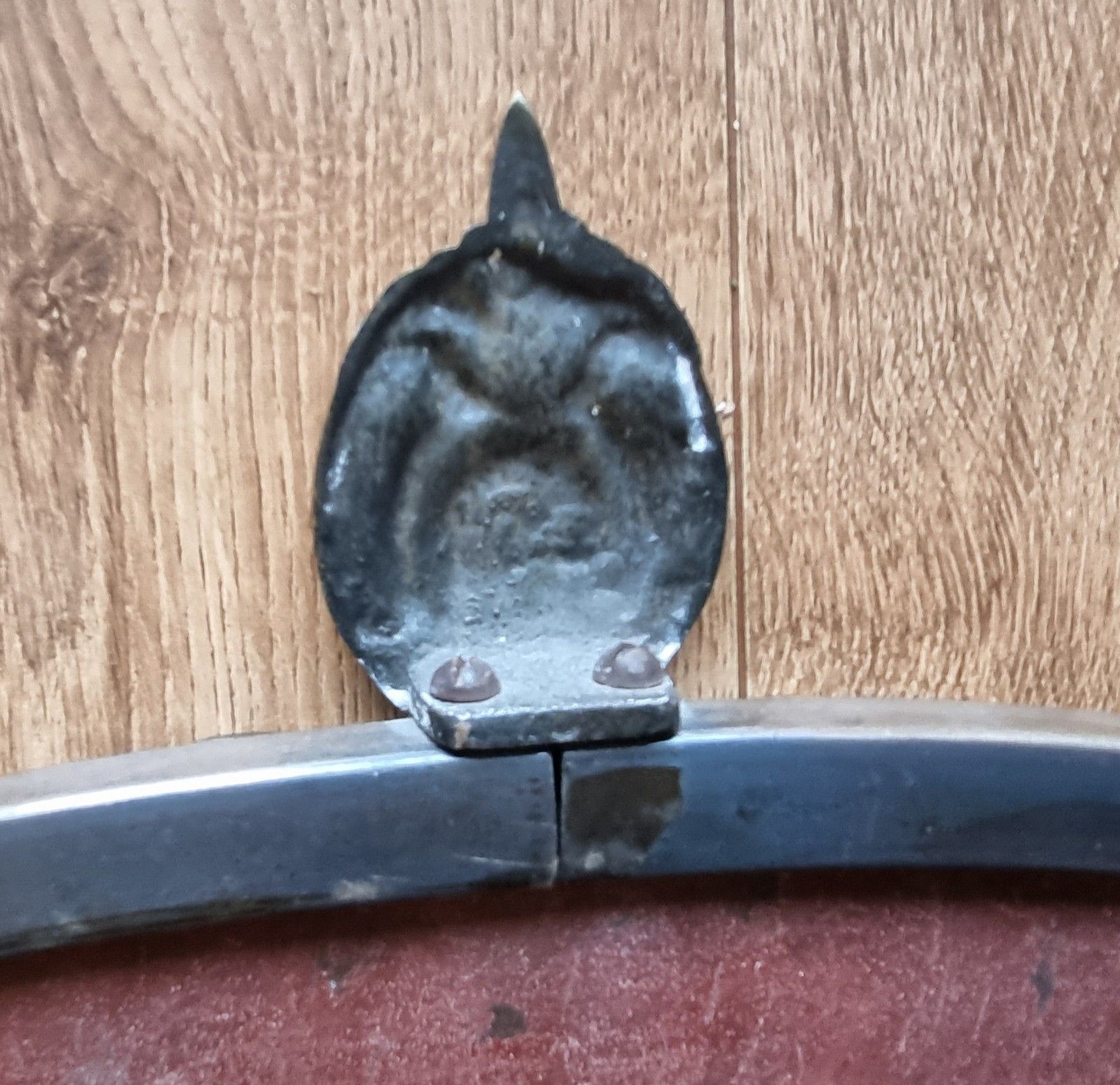 photo vinterior Early 20th Century Oval Silver Tone Metal Mirror Ornate Crest Bevelled Edge