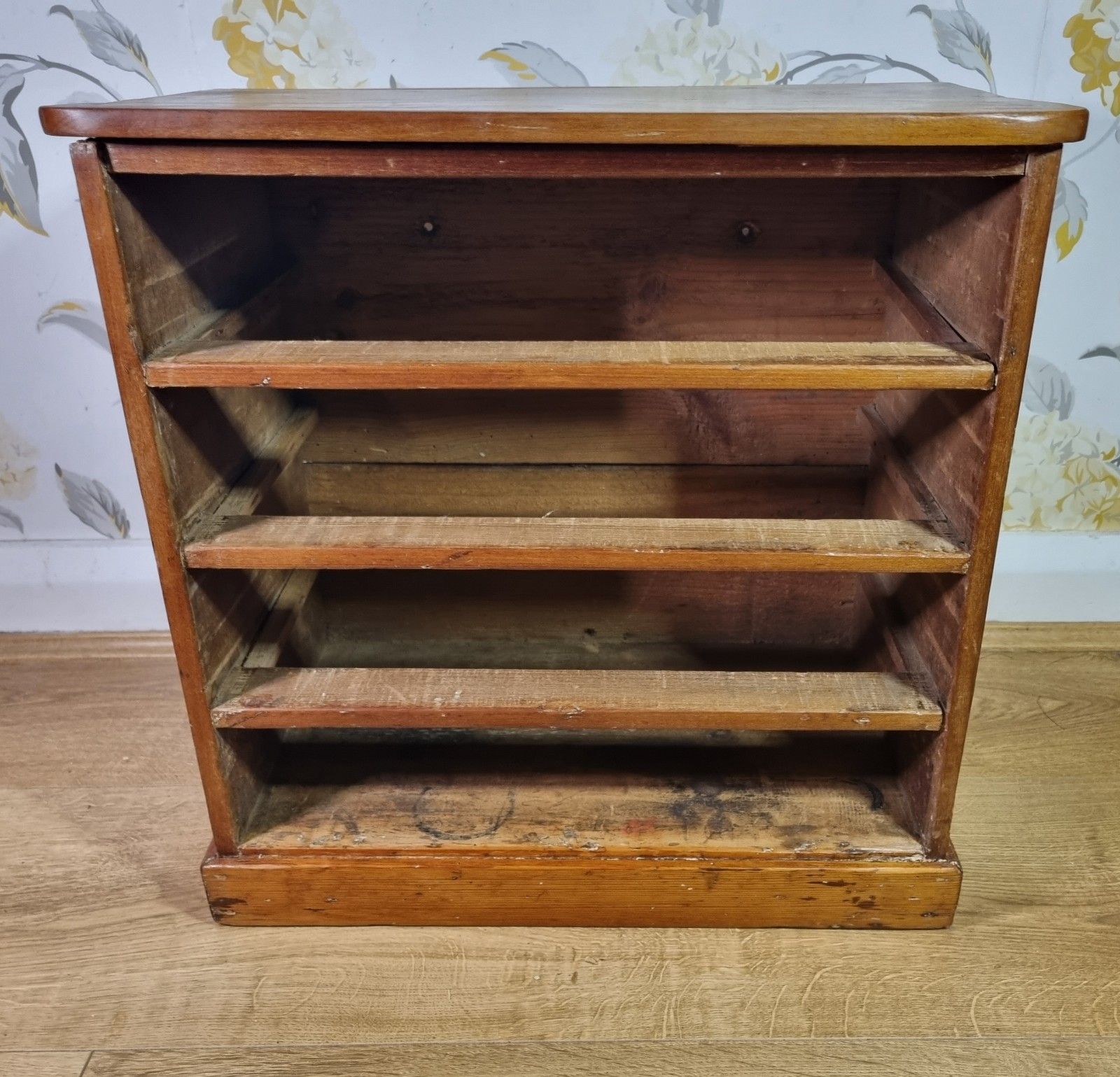 photo vinterior Antique Victorian Small Apprentice Chest Of Drawers Collector Watchmaker Desktop
