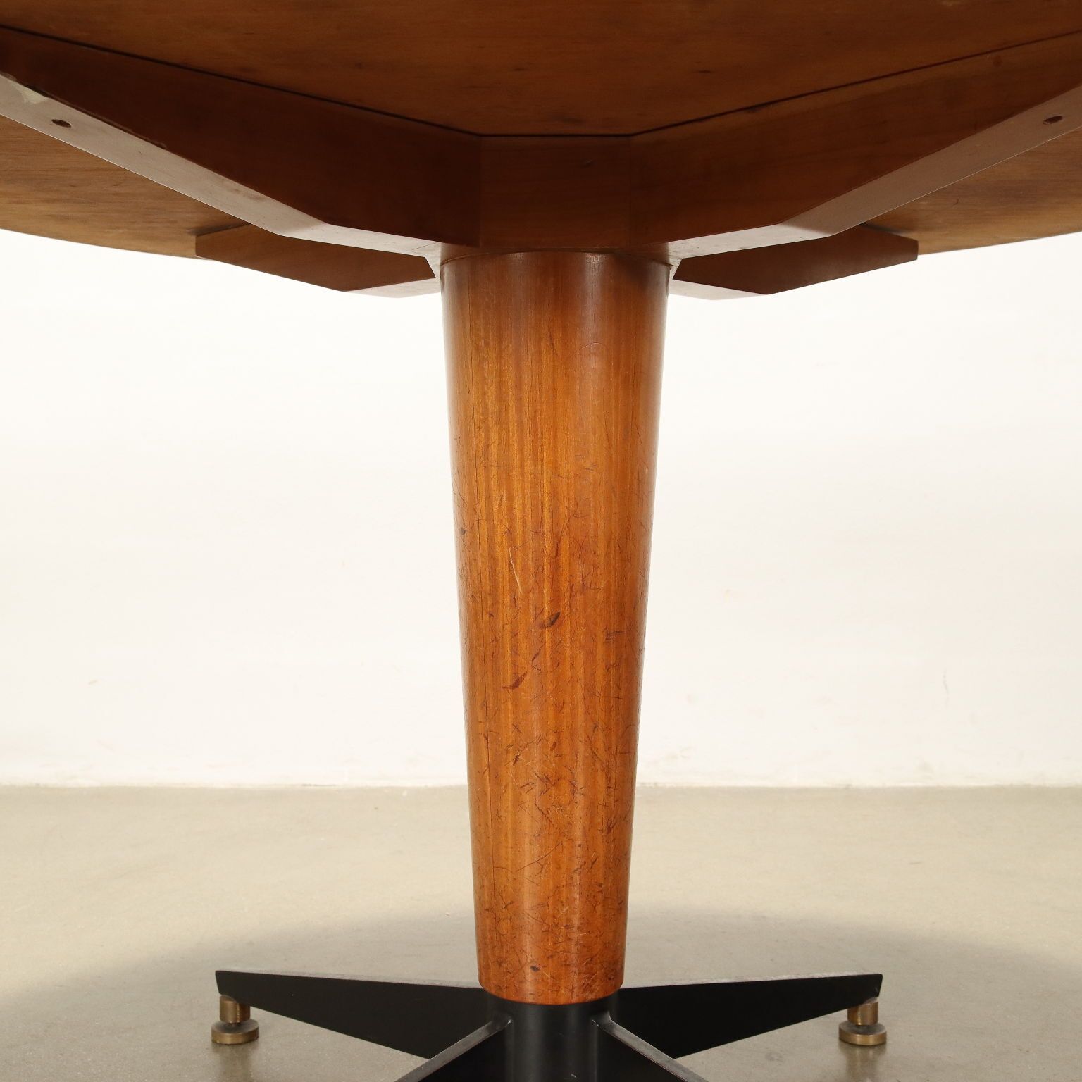 Vintage Table Enamelled Metal Painted Beech Wood Brass Design 1960s photo 1500.0