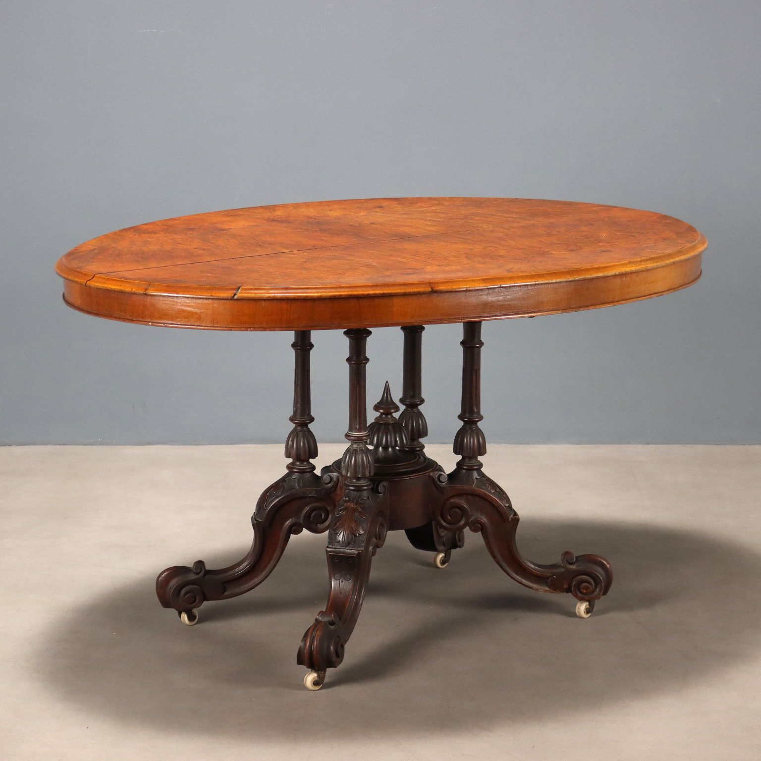 Antique Table Mahogany Mahogany Burl XIX Century