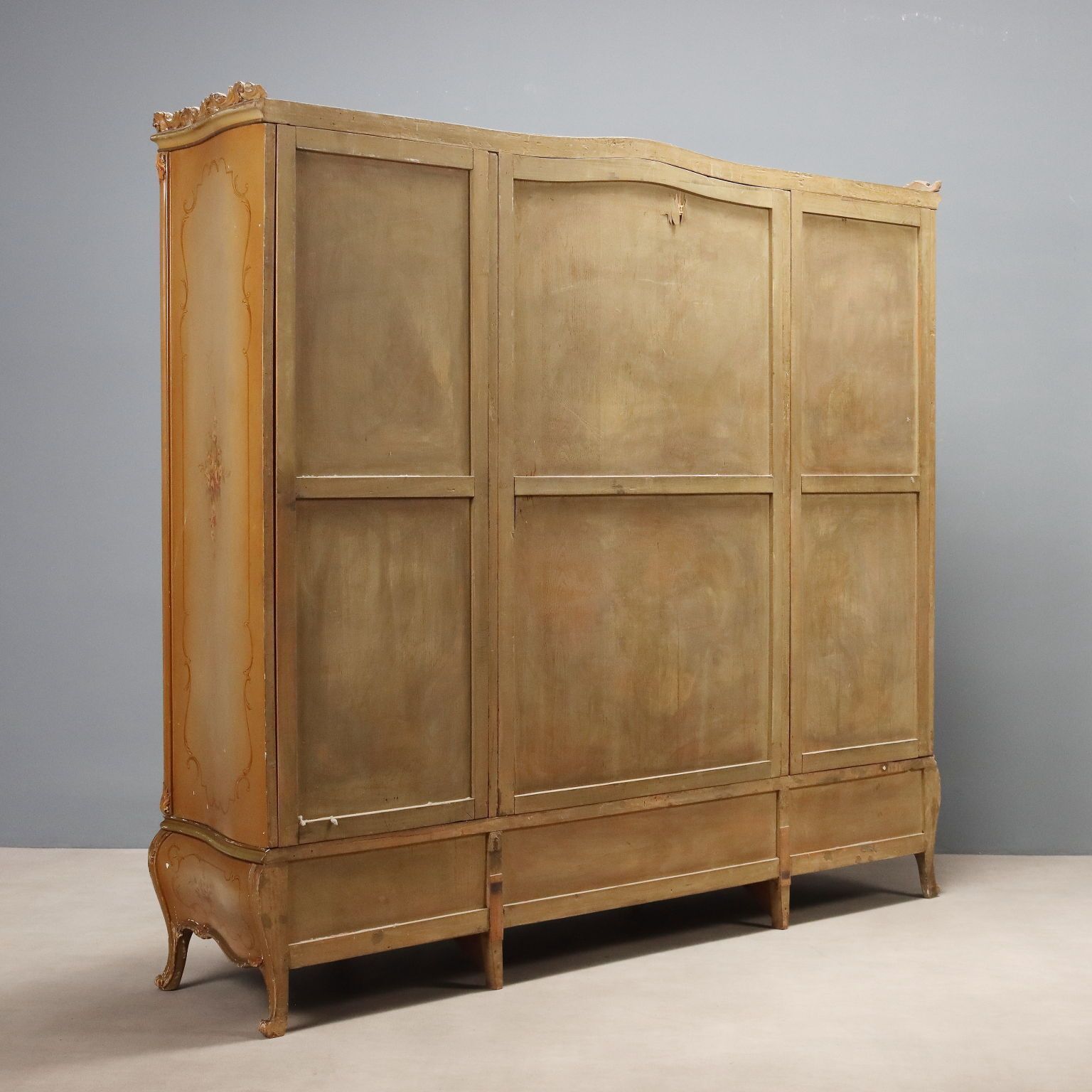 photo buy Wardrobe Baroque Style Wood Italy XX Century