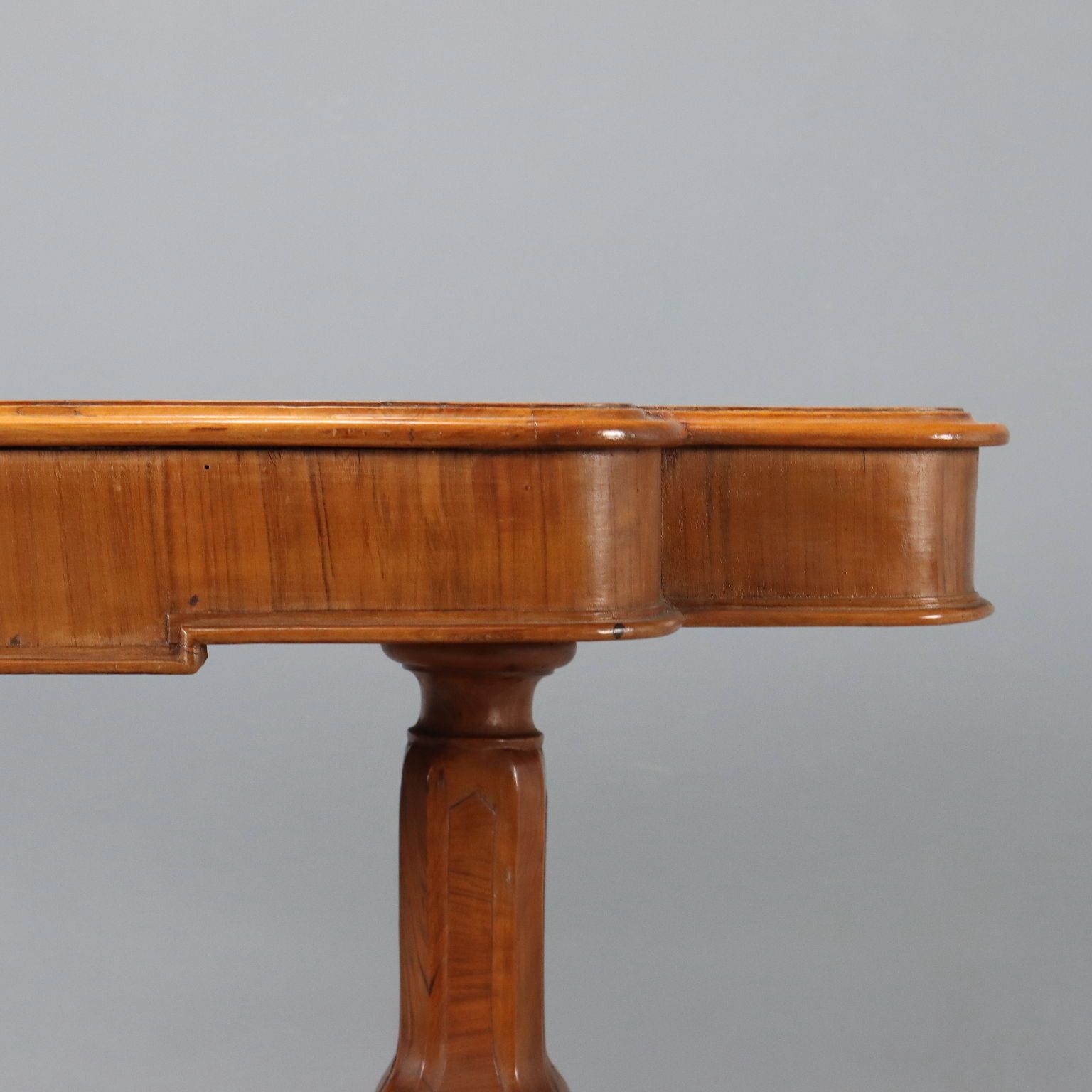Small Antique Table Umbertino Walnut Italy XIX Century photo 520.0