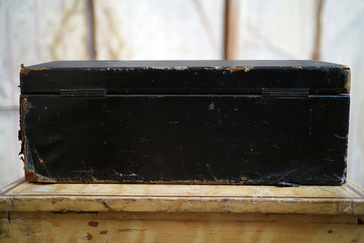 photo vintage An Early 20thc Commission Of Control “Lunatic Asylums” Document Box By Mansted Of Dublin C.1913 20