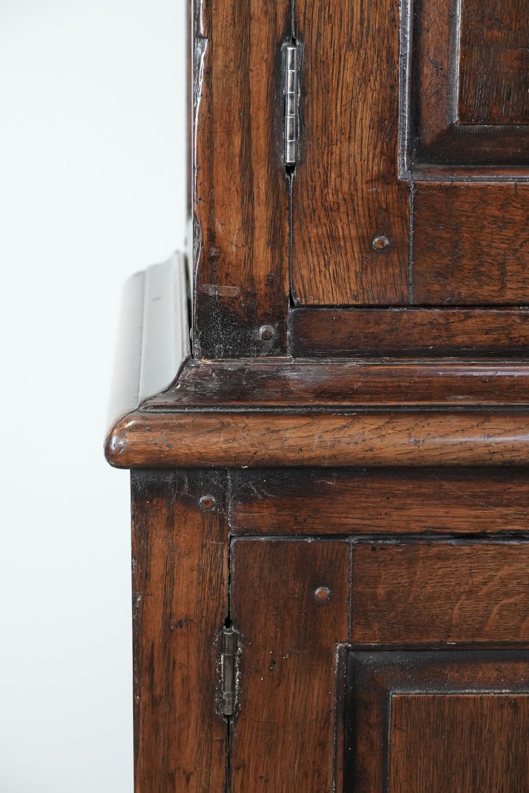 photo furniture Large, Imposing, Antique 18th Century English Cupboard / Sideboard Of Oak With Working Locks