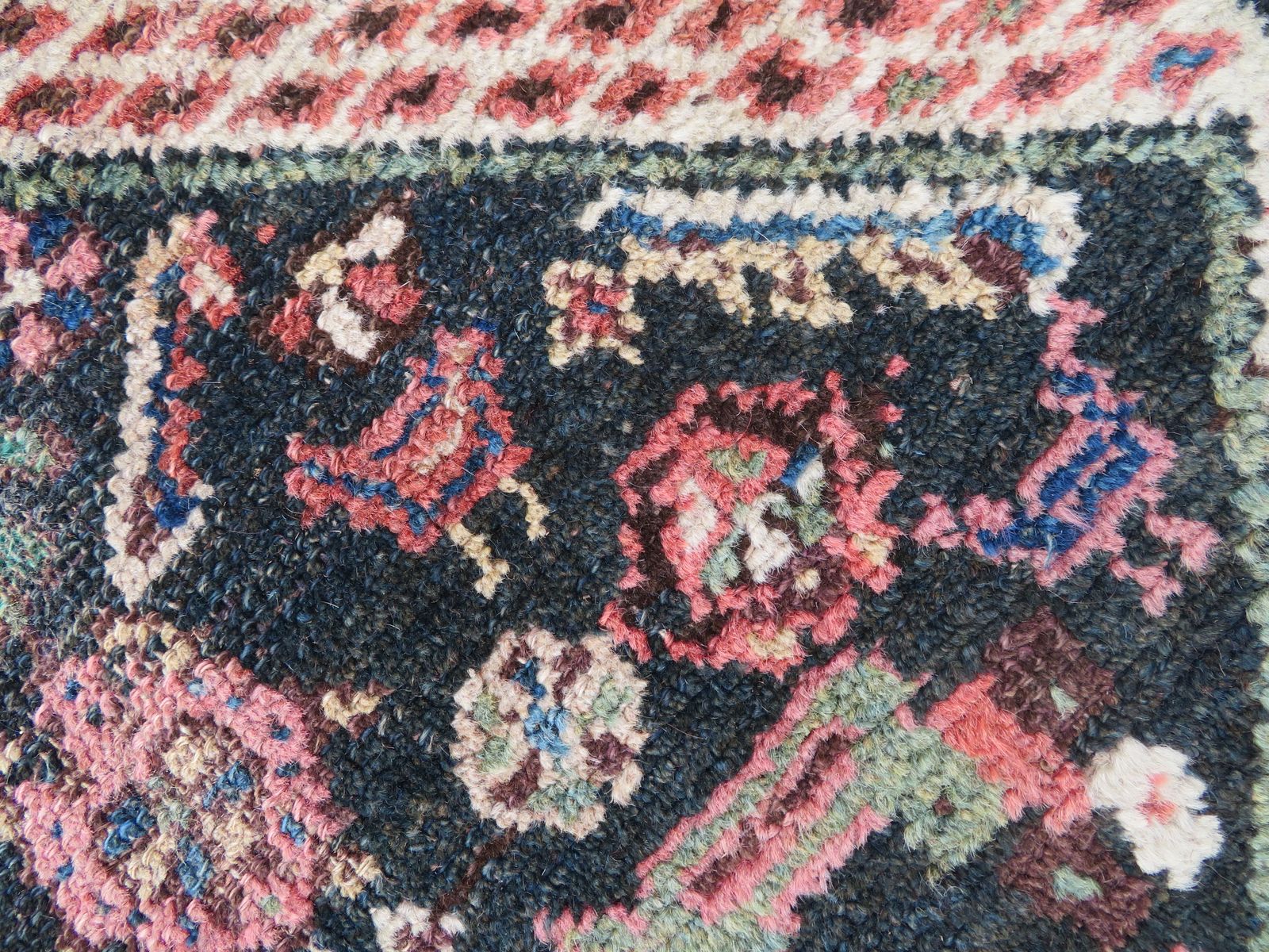 Antique Kurdish Tribal Rug. 206cm X 117cm. photo Textiles