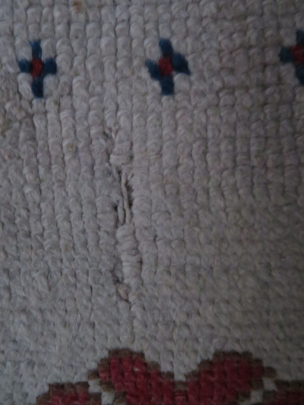 Scarce Antique White Ground Konya (Prayer) Rug. 120cm X 98cm. photo vintage