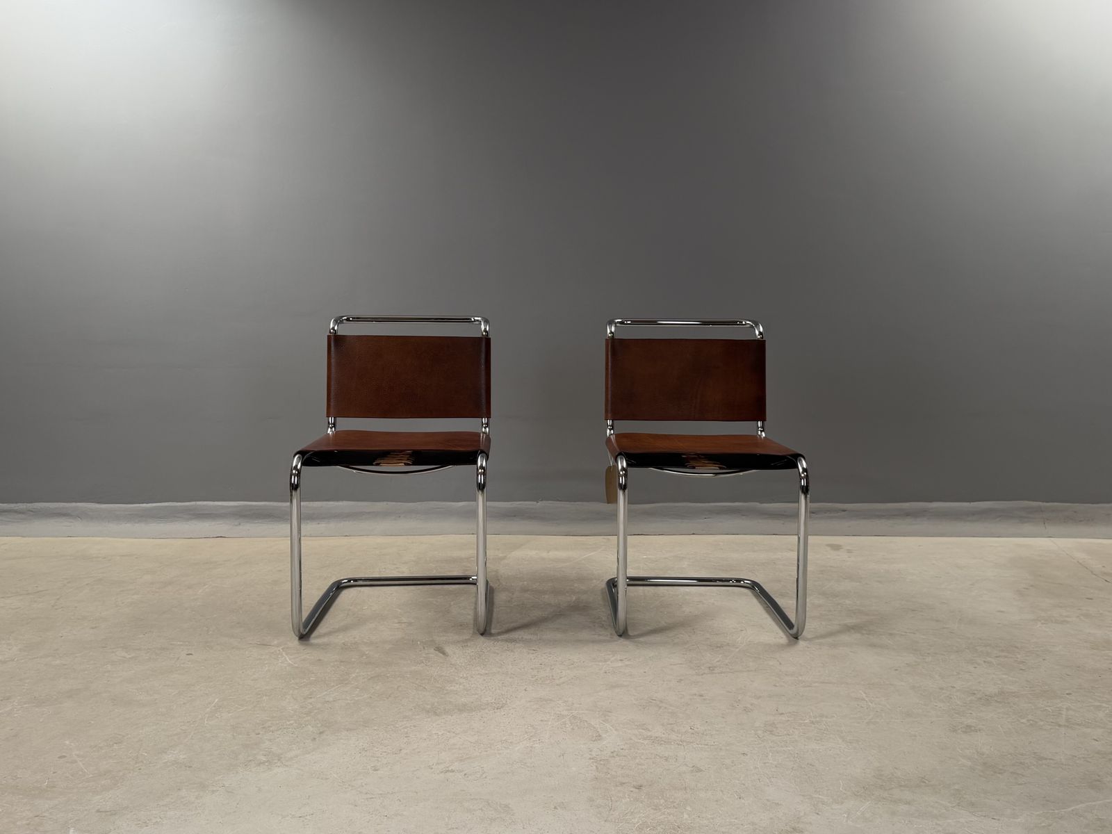 Pair Of Dining Or Side Or Hall Bauhaus Cantilever Chairs  Mart Stam S33 Style  Chrome & Saddle Leather photo 1995.0
