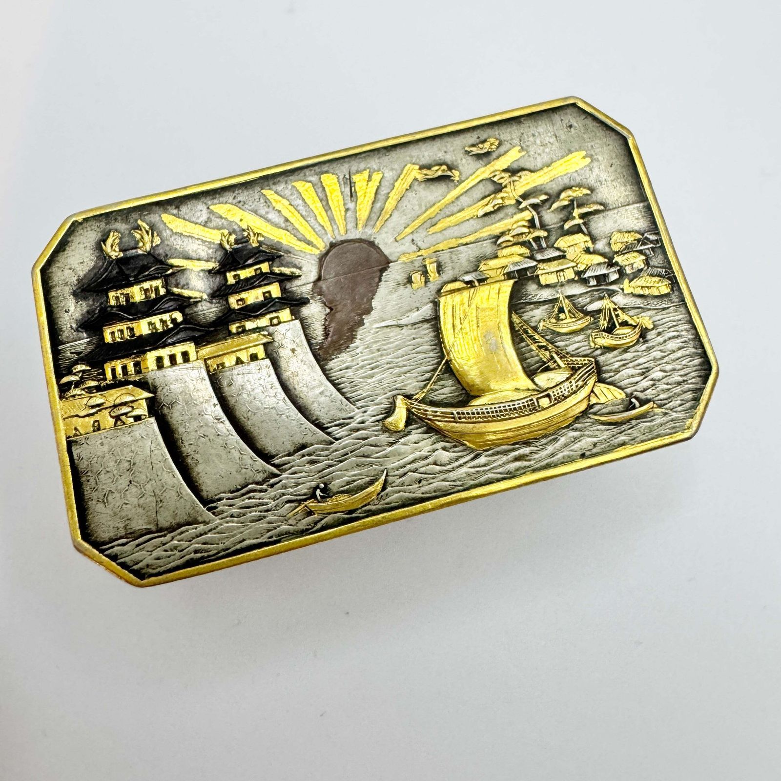 Japan Meiji Era Early 1900s. Antique Mixed Metal Pill Trinket Box. Signed. photo furniture