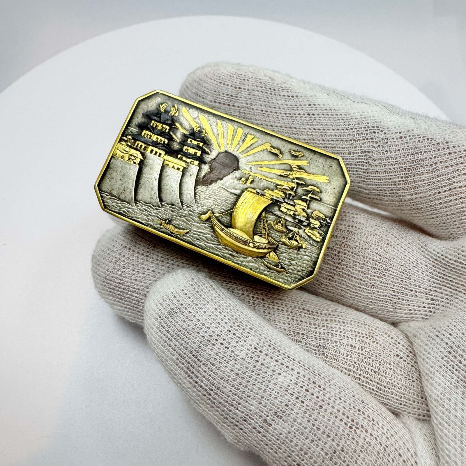 photo for sale Japan Meiji Era Early 1900s. Antique Mixed Metal Pill Trinket Box. Signed.
