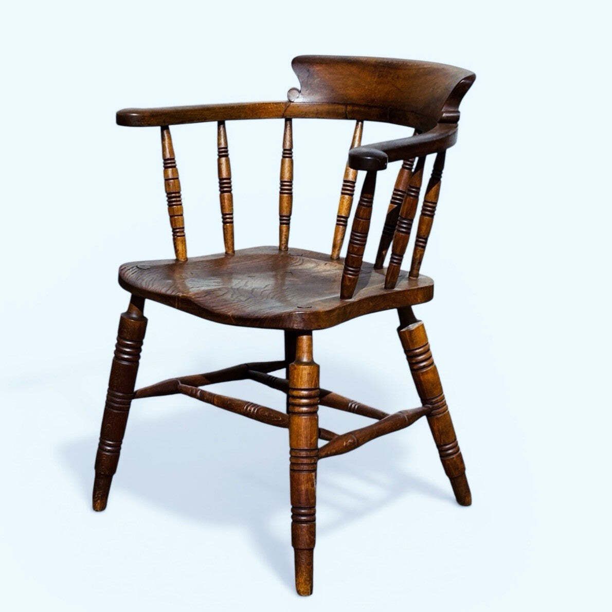 King George V Smokers Bow Estate Chair.