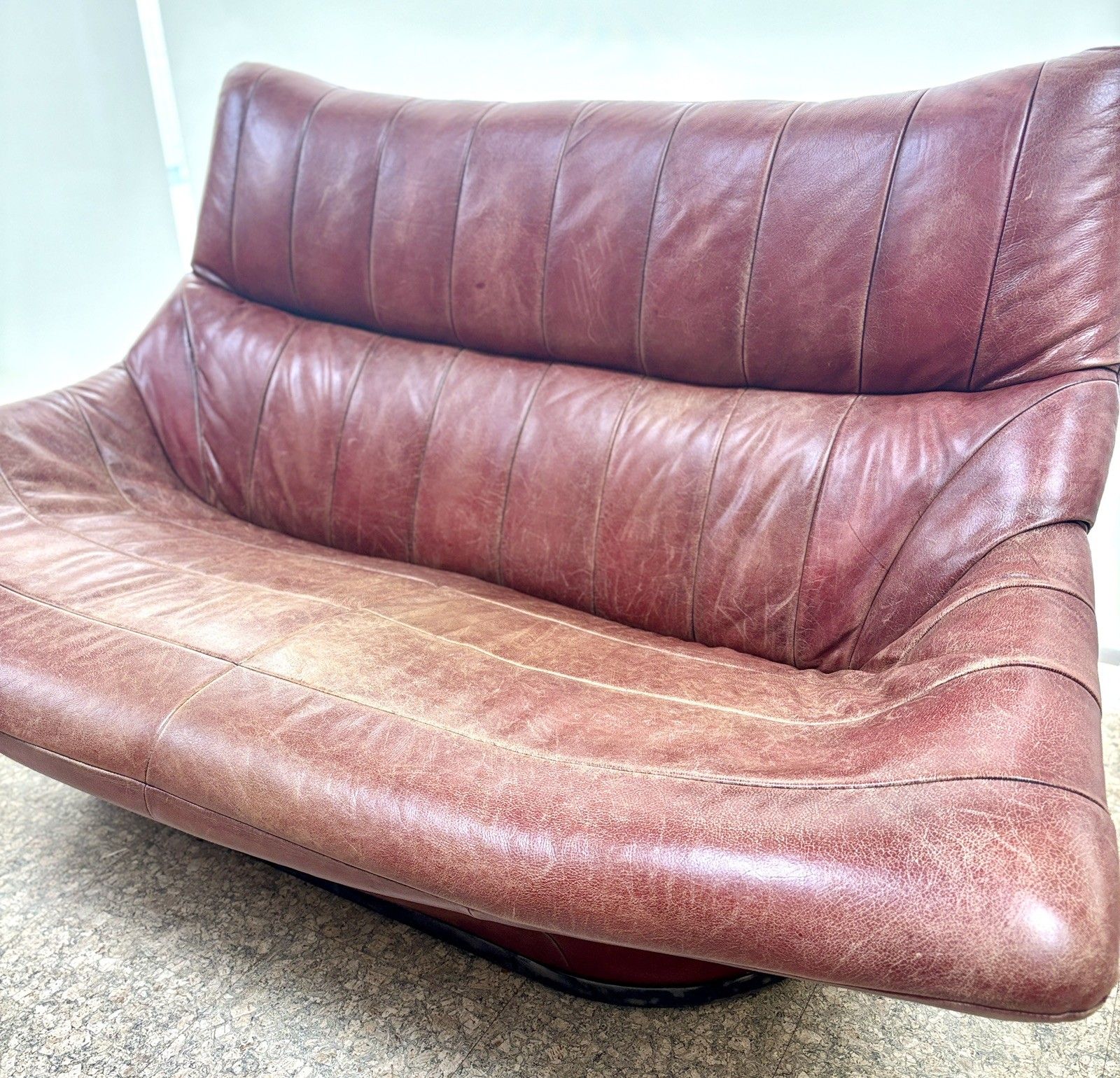photo vintage Rare Timothy Oulton 2 Seater Metro Living Ivy Sofa Vintage Mid Century Retro