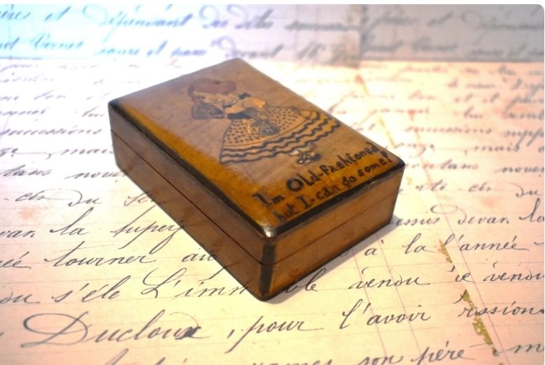 Victorian Jewellery Box   Gorgeous Risque Unique Illustration Of Cheeky Girl   I'm Old Fashioned But I Can Go Some! photo vinterior