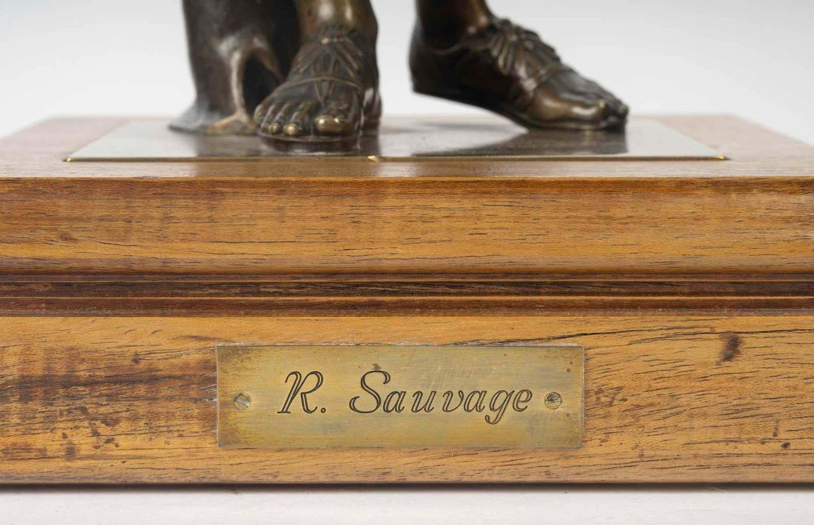 Early 20th Century Patinated Bronze Sculpture Of Diana On A Wooden Base. photo 2995.0