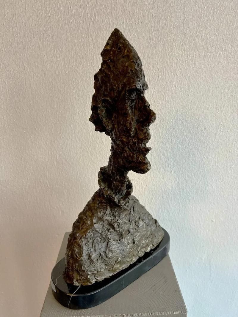 Modern Sculptural Head In Bronze With Dark Brown Patina photo 2290.0