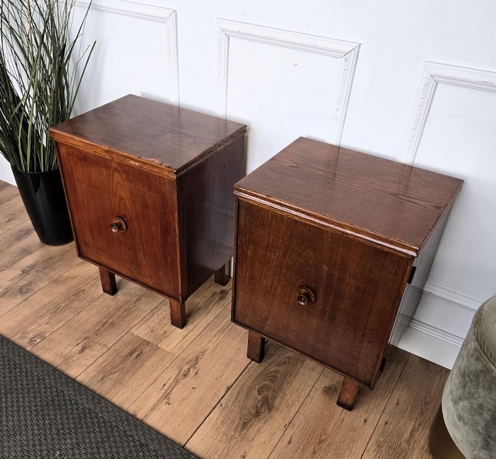 Pair Of Italian Mid Century Wood Night Stands Bedside Tables photo buy