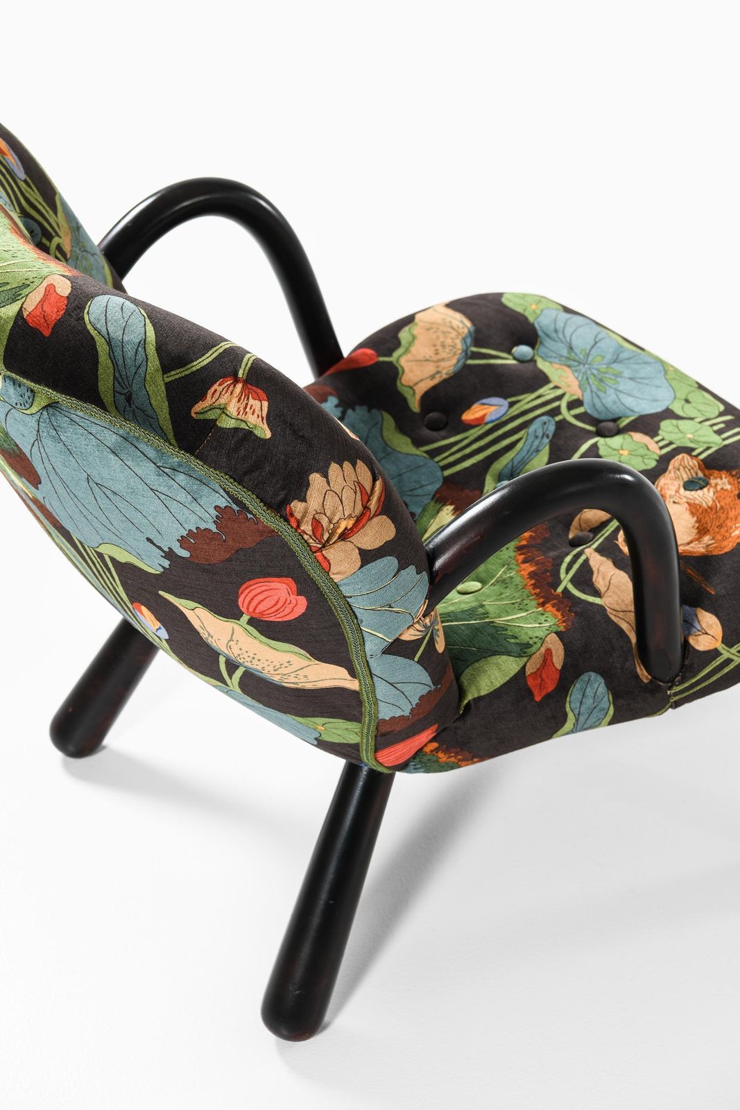photo furniture Clam Chair By Arnold Madsen, 1944
