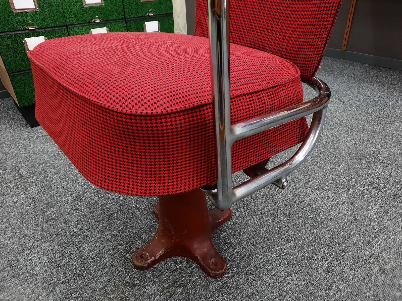 photo furniture Bauhaus Cinema Folding Chair By Fana Metaal Holland, 1930s