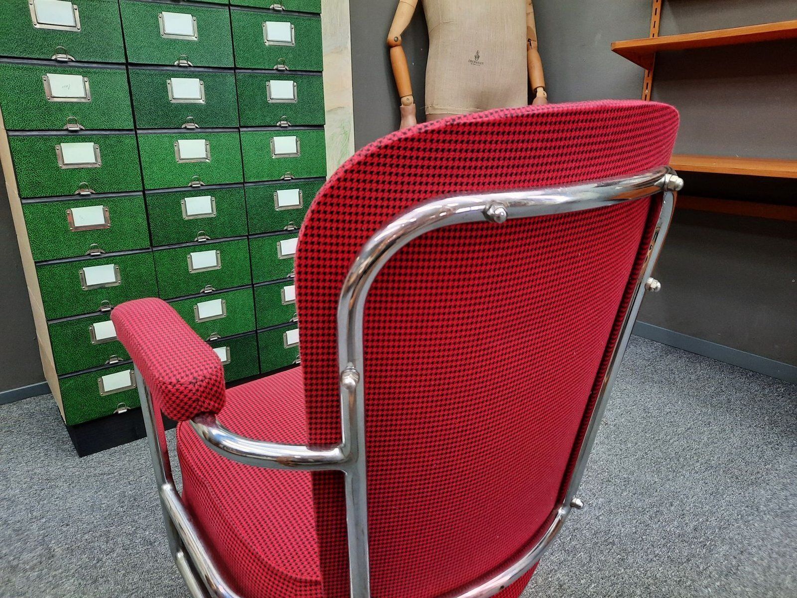 photo for sale Bauhaus Cinema Folding Chair By Fana Metaal Holland, 1930s