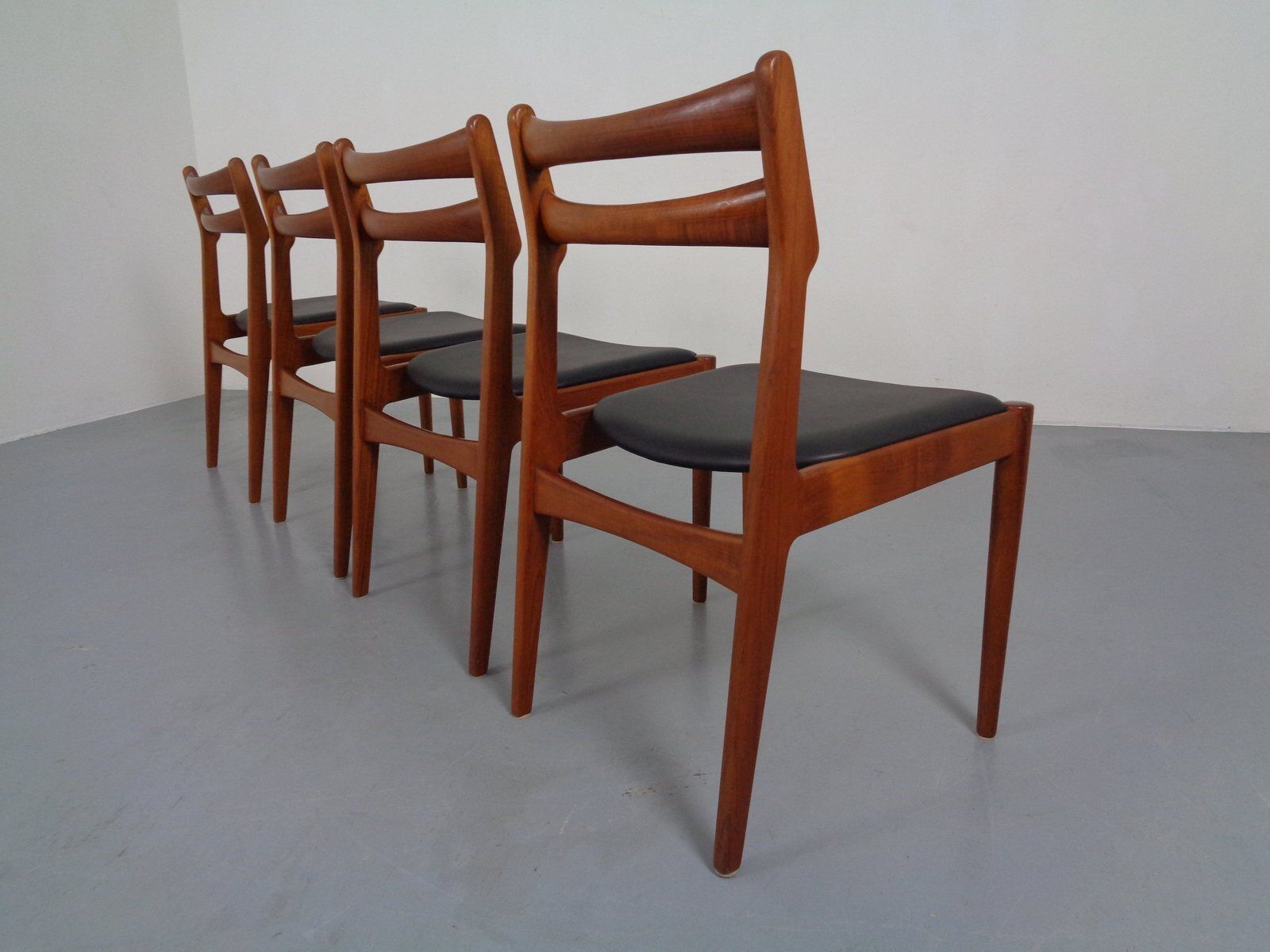 Teak Dining Chairs From Vamo Sønderborg, Denmark, 1960s, Set Of 4 photo vinterior