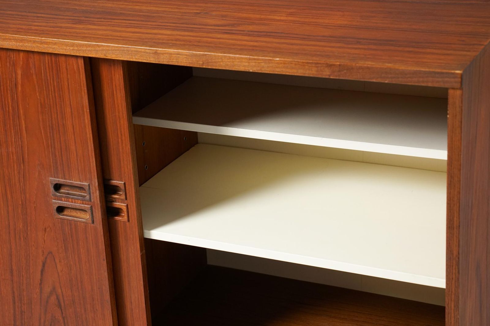 Scandinavian Modern Model 255 Sideboard, Maija Heikinheimo, Artek, 1960s photo 3433.0