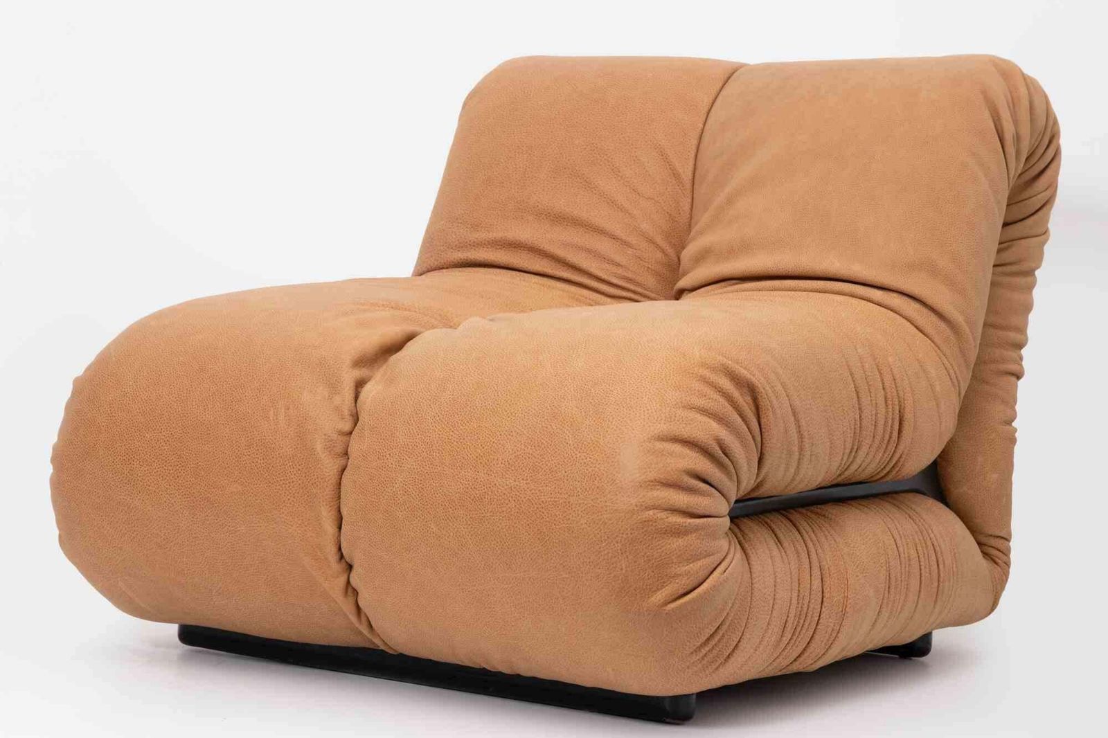 Seat Of 4"Pagrù" Velvet Leather Armchairs By Claudio Vagnoni For P1, 1969 photo for sale